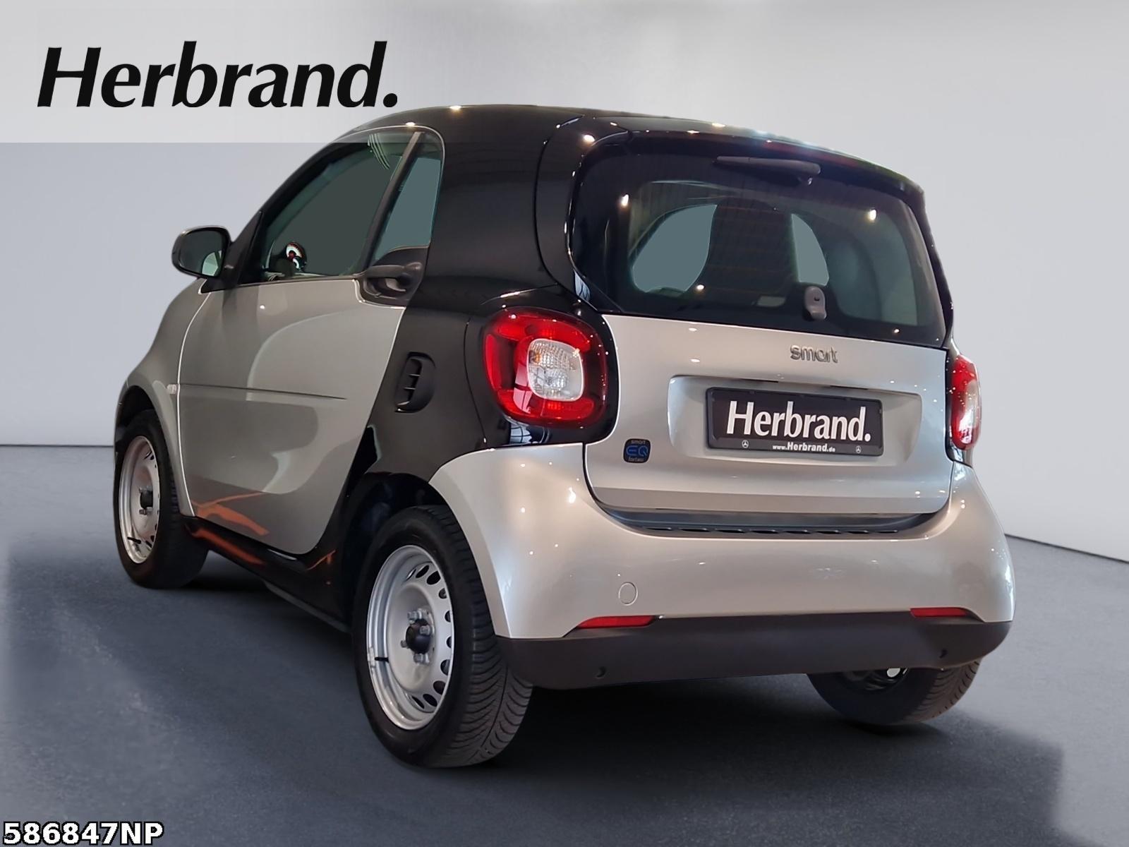 Fahrzeugabbildung Smart ForTwo EQ 22 kW Ganzjahresreifen