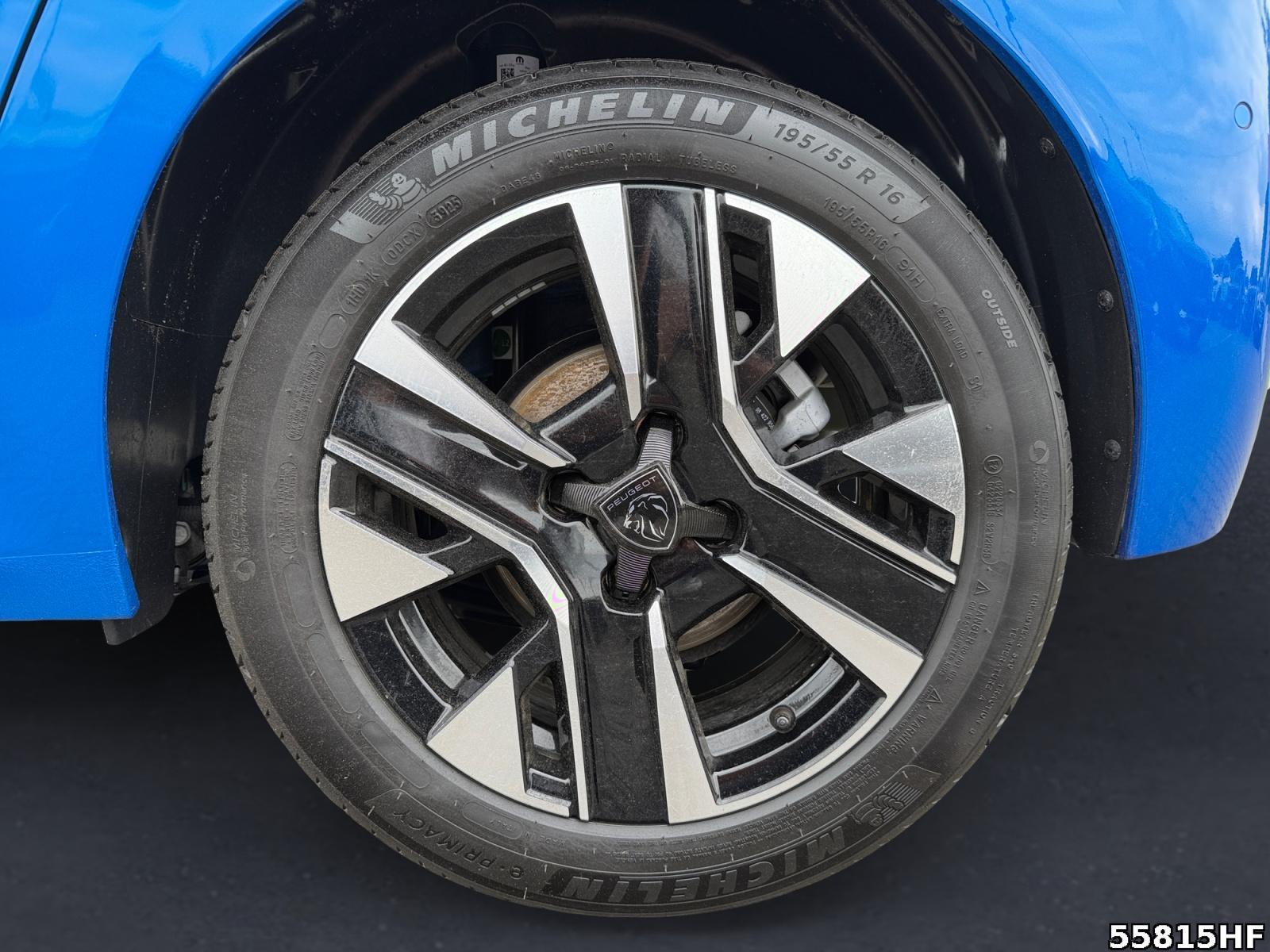 Fahrzeugabbildung Peugeot 208 Allure*Sitzheizung*TotWinkel*Rückfahrkamera