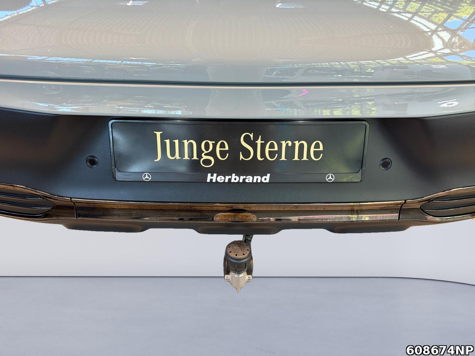 Fahrzeugabbildung Mercedes-Benz EQE SUV 350+ AMG AHK Airmatic Night Distronic