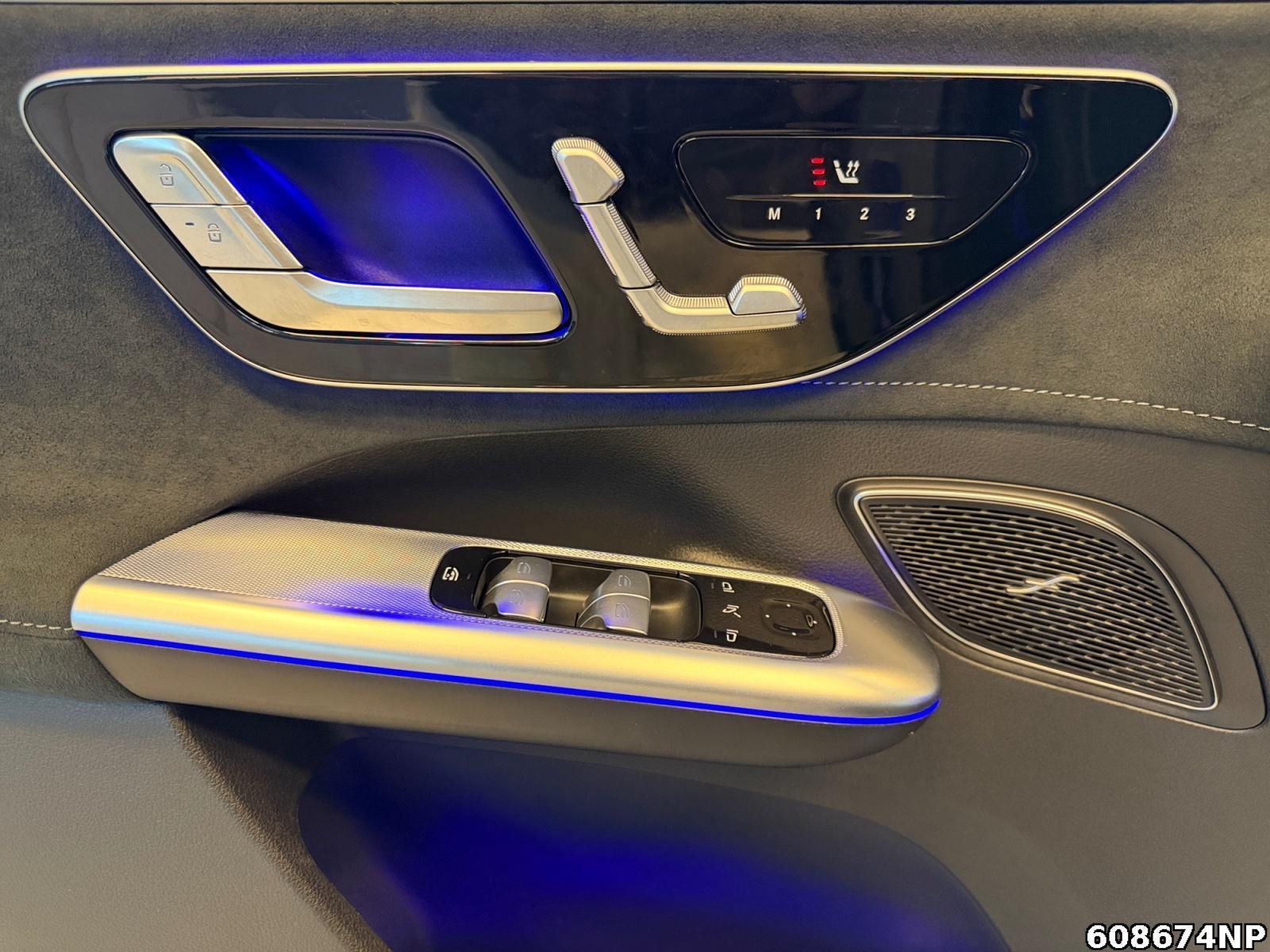 Fahrzeugabbildung Mercedes-Benz EQE SUV 350+ AMG AHK Airmatic Night Distronic