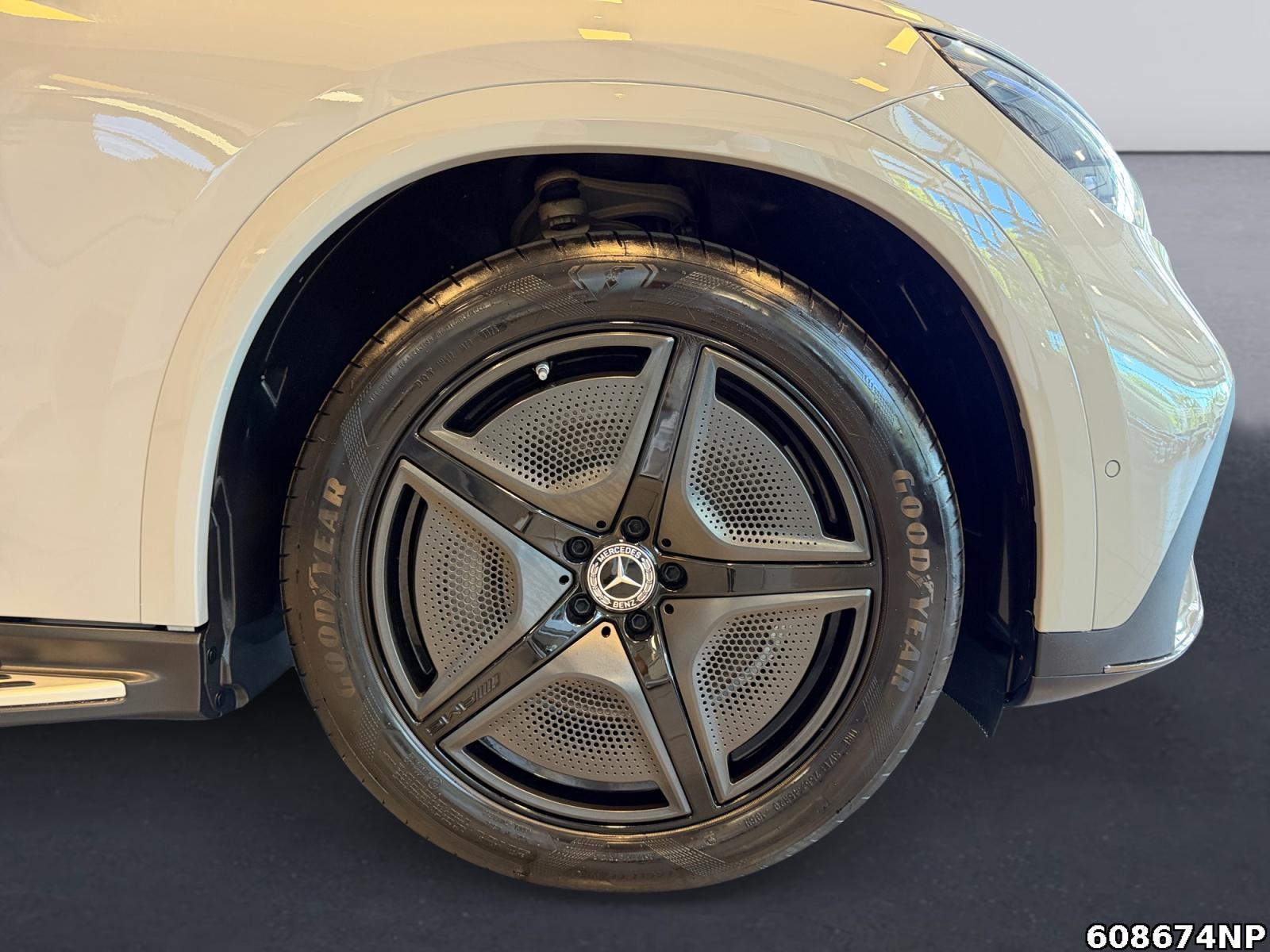 Fahrzeugabbildung Mercedes-Benz EQE SUV 350+ AMG AHK Airmatic Night Distronic