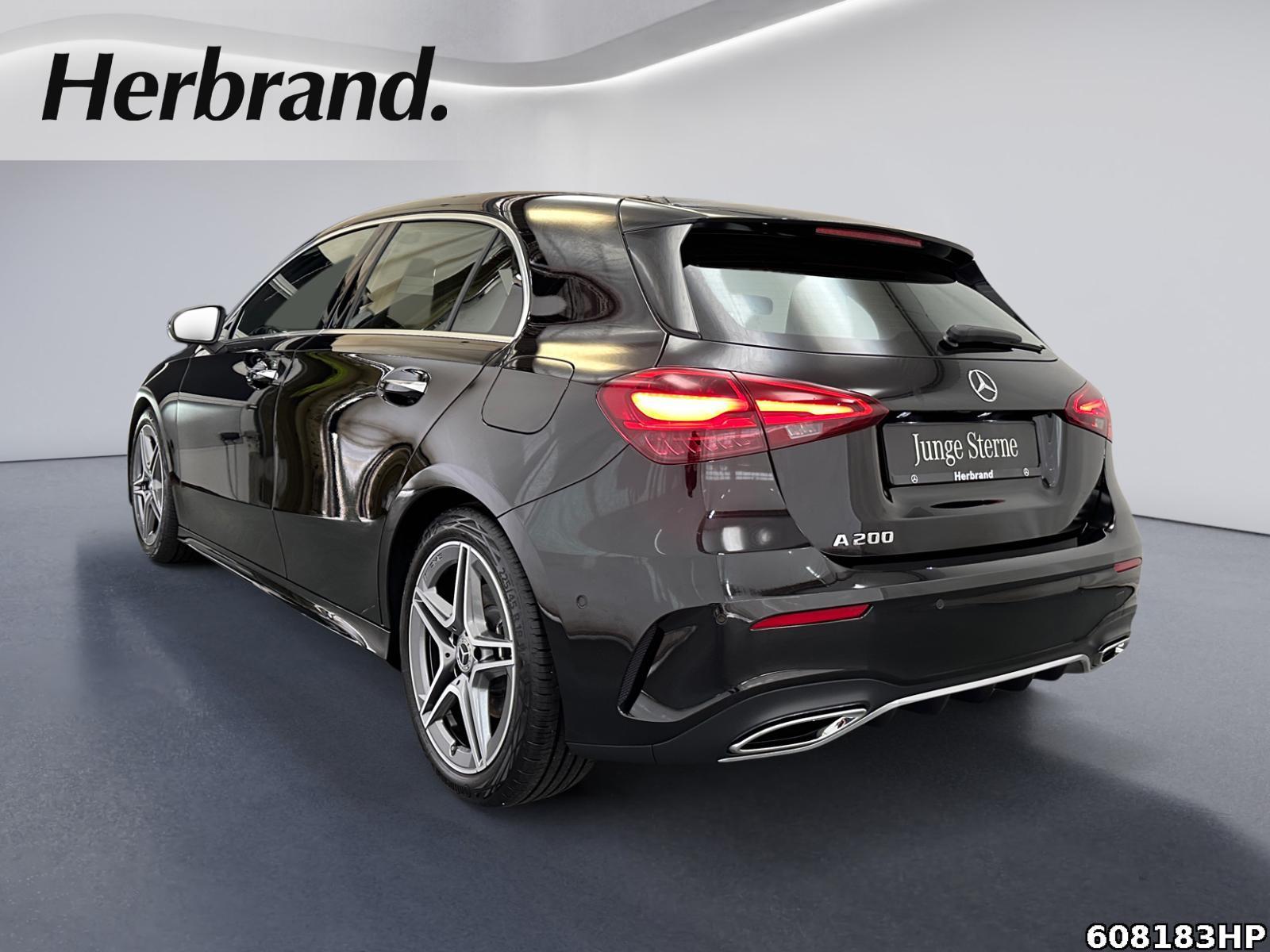 Fahrzeugabbildung Mercedes-Benz A 200 AMG DISTRONIC KEYLESS-GO Rückfahrkamera <