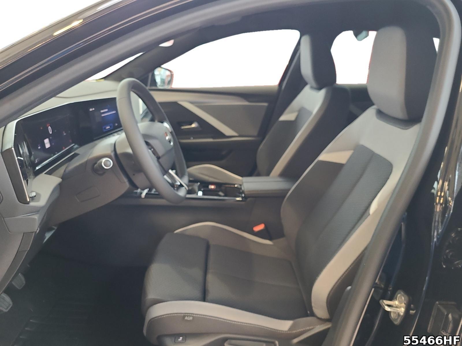 Fahrzeugabbildung Opel Astra Edition 130 PS MT