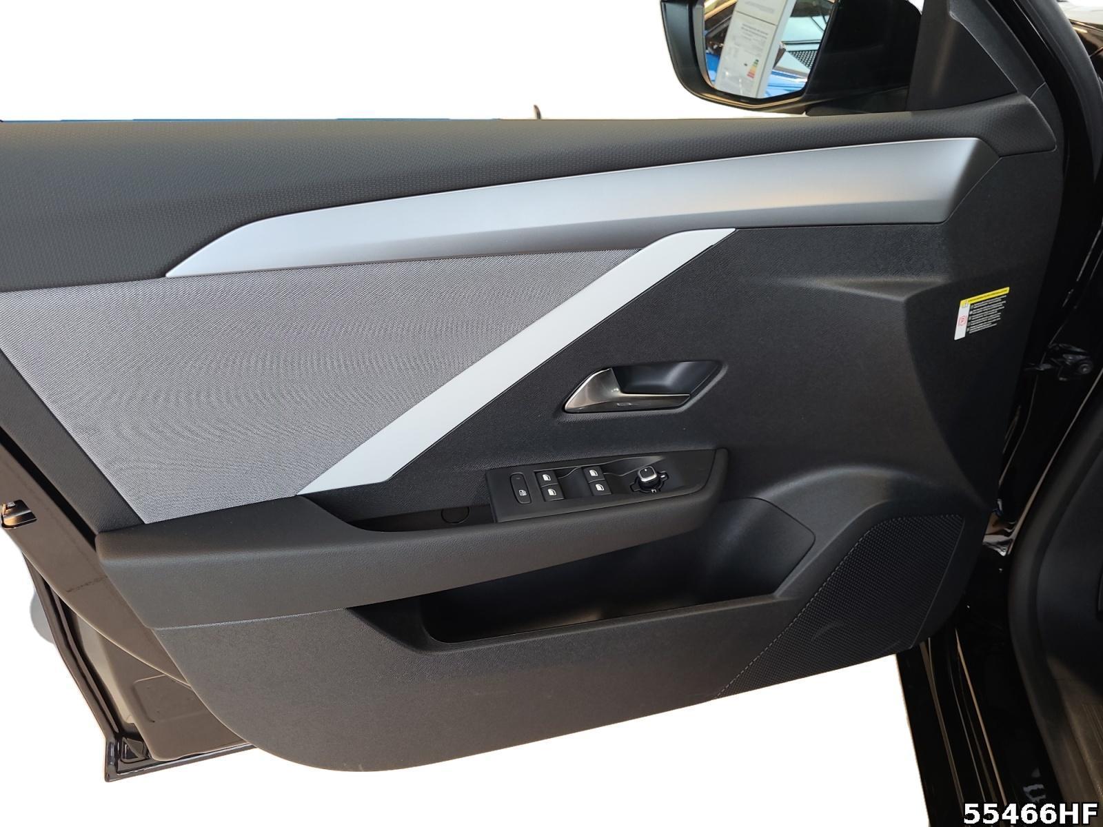 Fahrzeugabbildung Opel Astra Edition 130 PS MT
