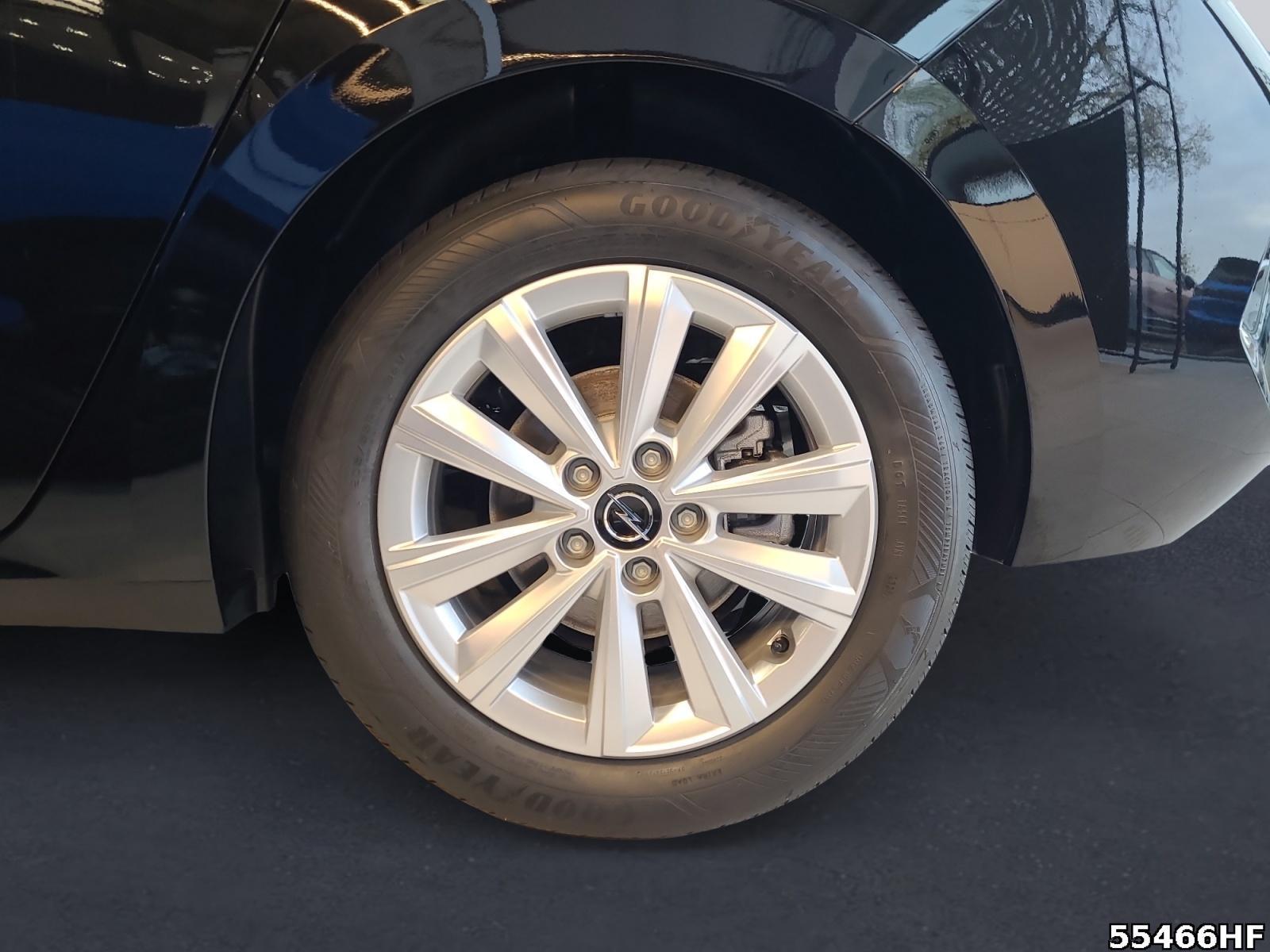 Fahrzeugabbildung Opel Astra Edition 130 PS MT