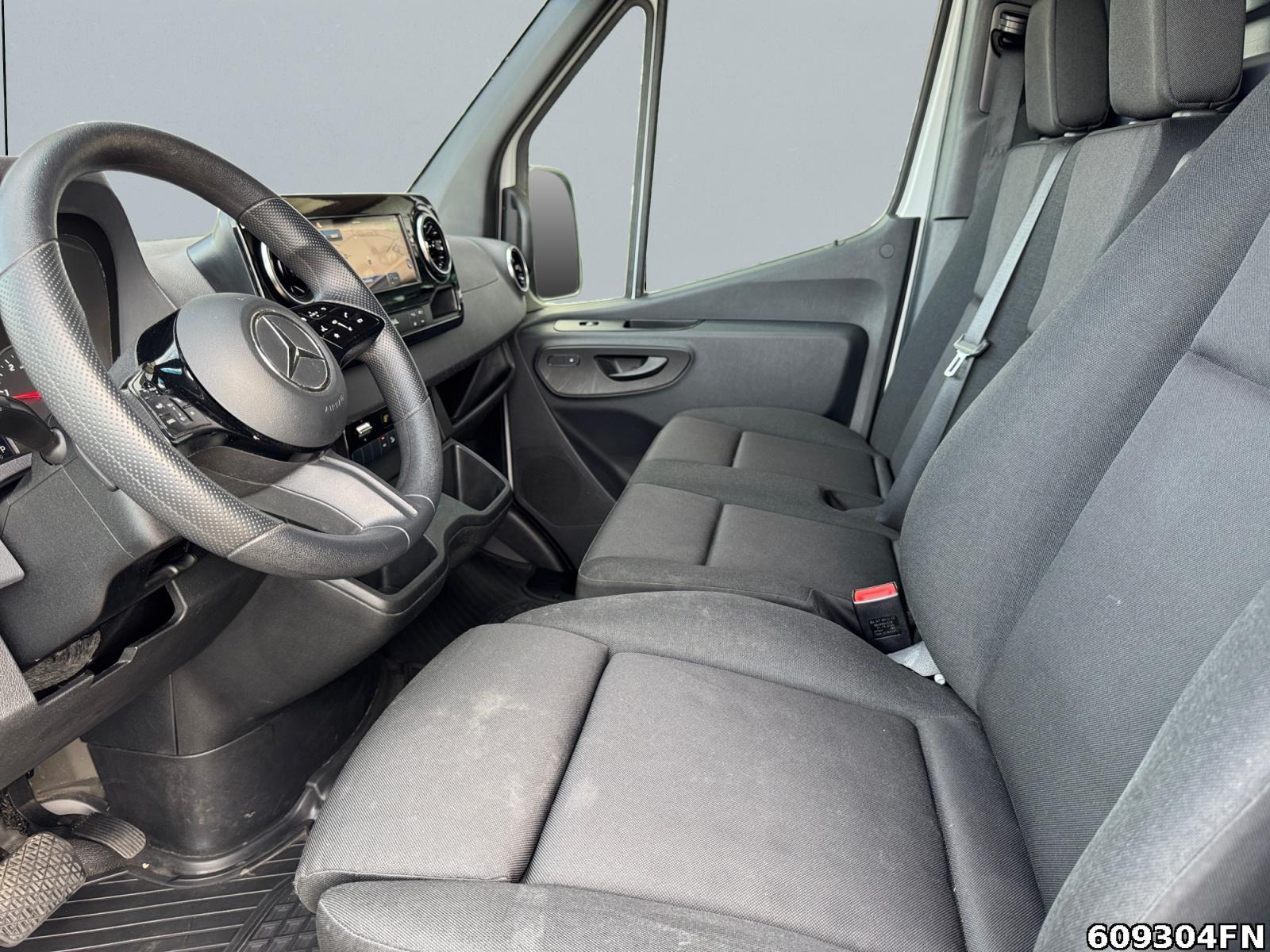 Fahrzeugabbildung Mercedes-Benz Sprinter 317 CDI Kasten Hochdach
