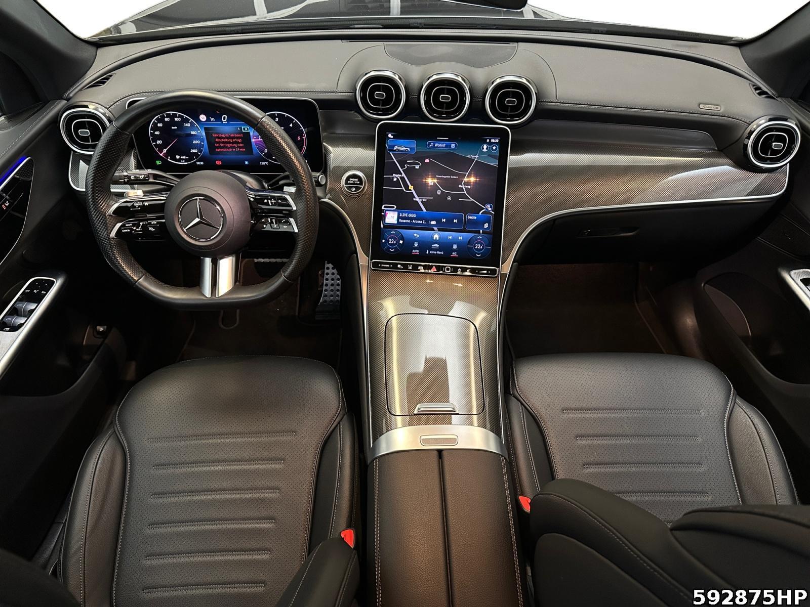 Fahrzeugabbildung Mercedes-Benz GLC 300 d 4M AMG AHK Standhzg. Kamera Ambiente