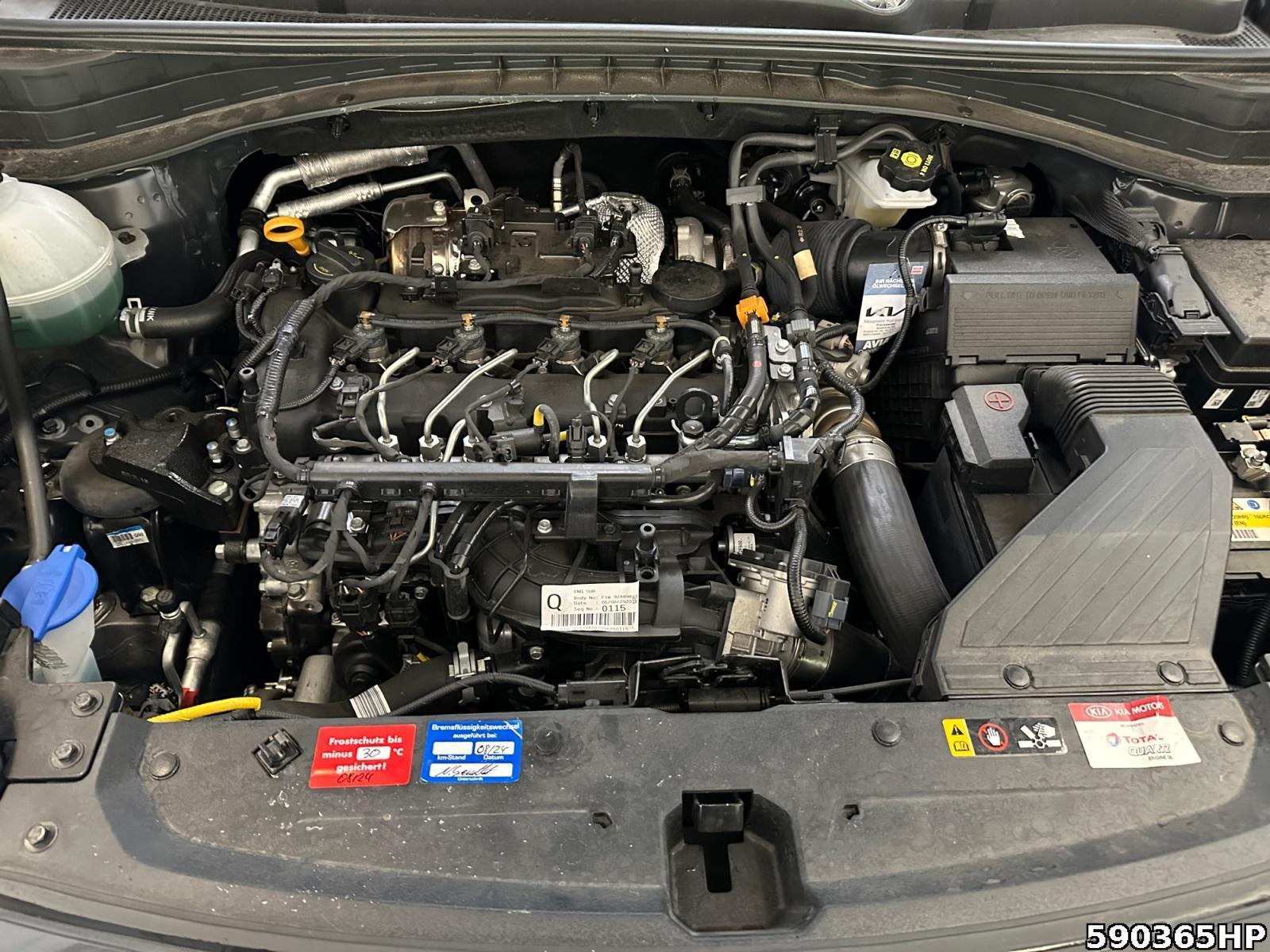 Fahrzeugabbildung Kia Sportage GT-Line Panoramadach Kamera JBL
