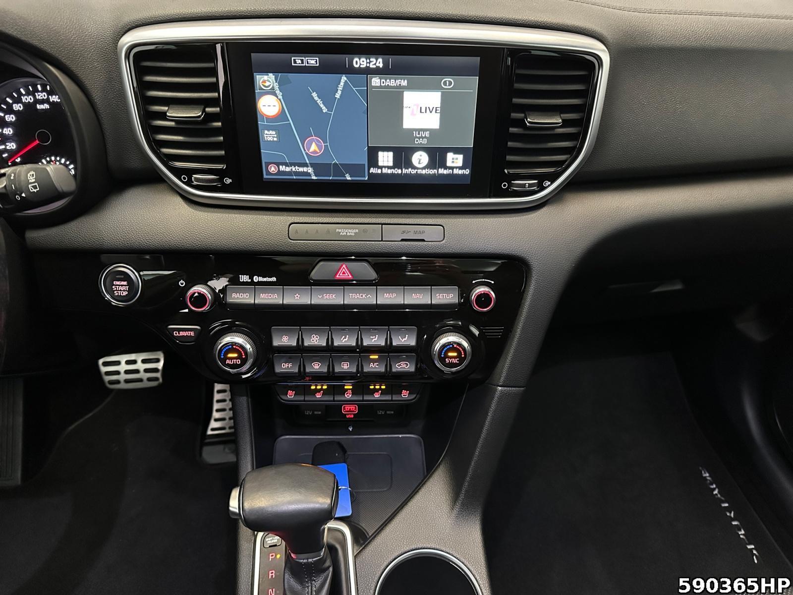 Fahrzeugabbildung Kia Sportage GT-Line Panoramadach Kamera JBL