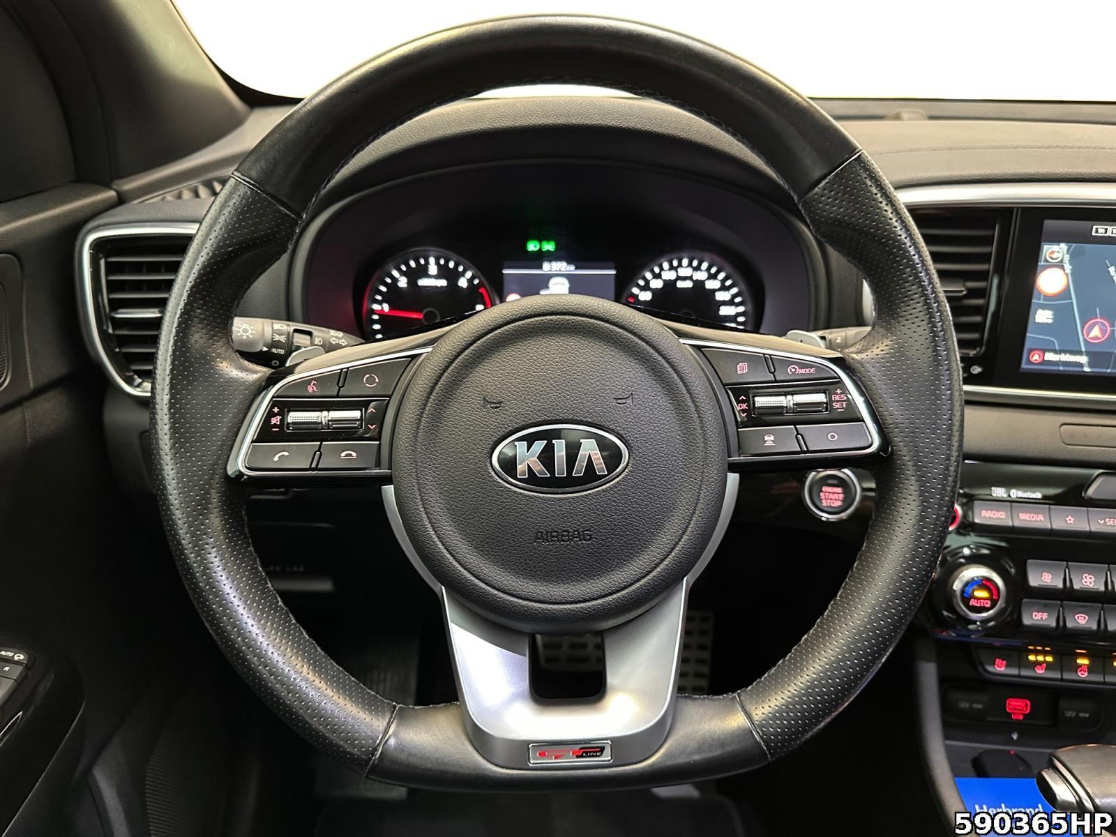 Fahrzeugabbildung Kia Sportage GT-Line Panoramadach Kamera JBL