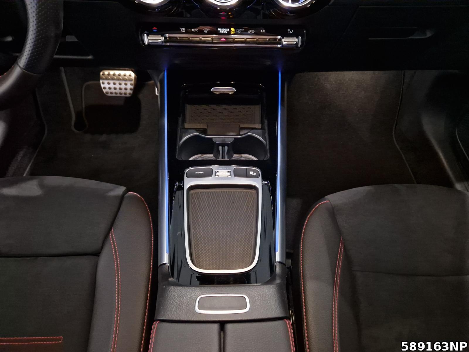 Fahrzeugabbildung Mercedes-Benz B 180 AMG LED Ambiente AHK KEYLESS GO Kamera