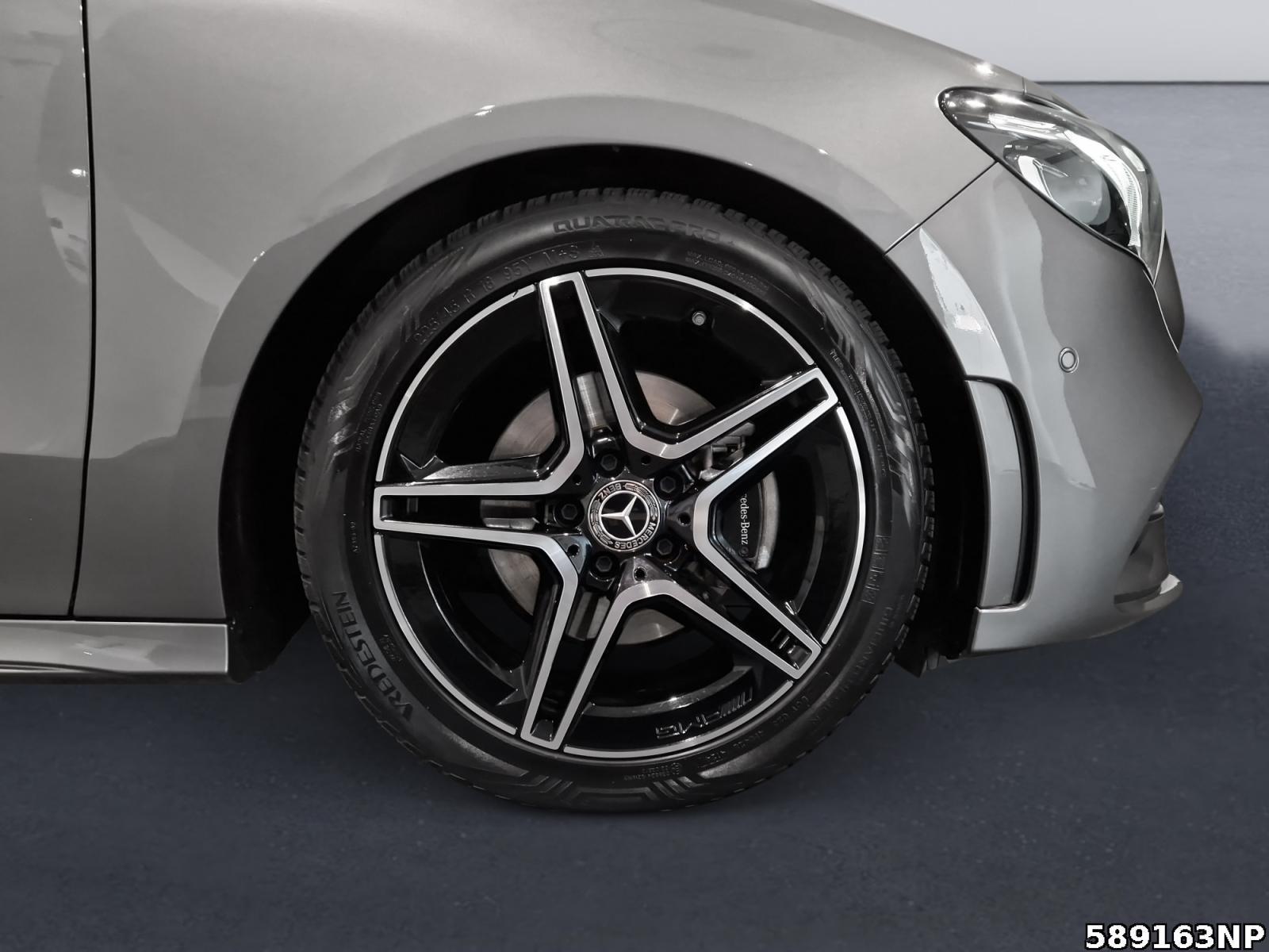 Fahrzeugabbildung Mercedes-Benz B 180 AMG LED Ambiente AHK KEYLESS GO Kamera