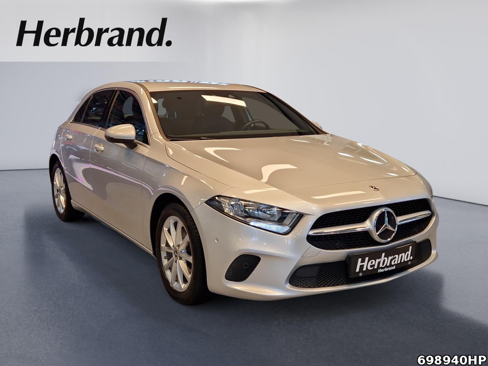 Fahrzeugabbildung Mercedes-Benz A 180 d Progressive Business-Paket CarPlay LED