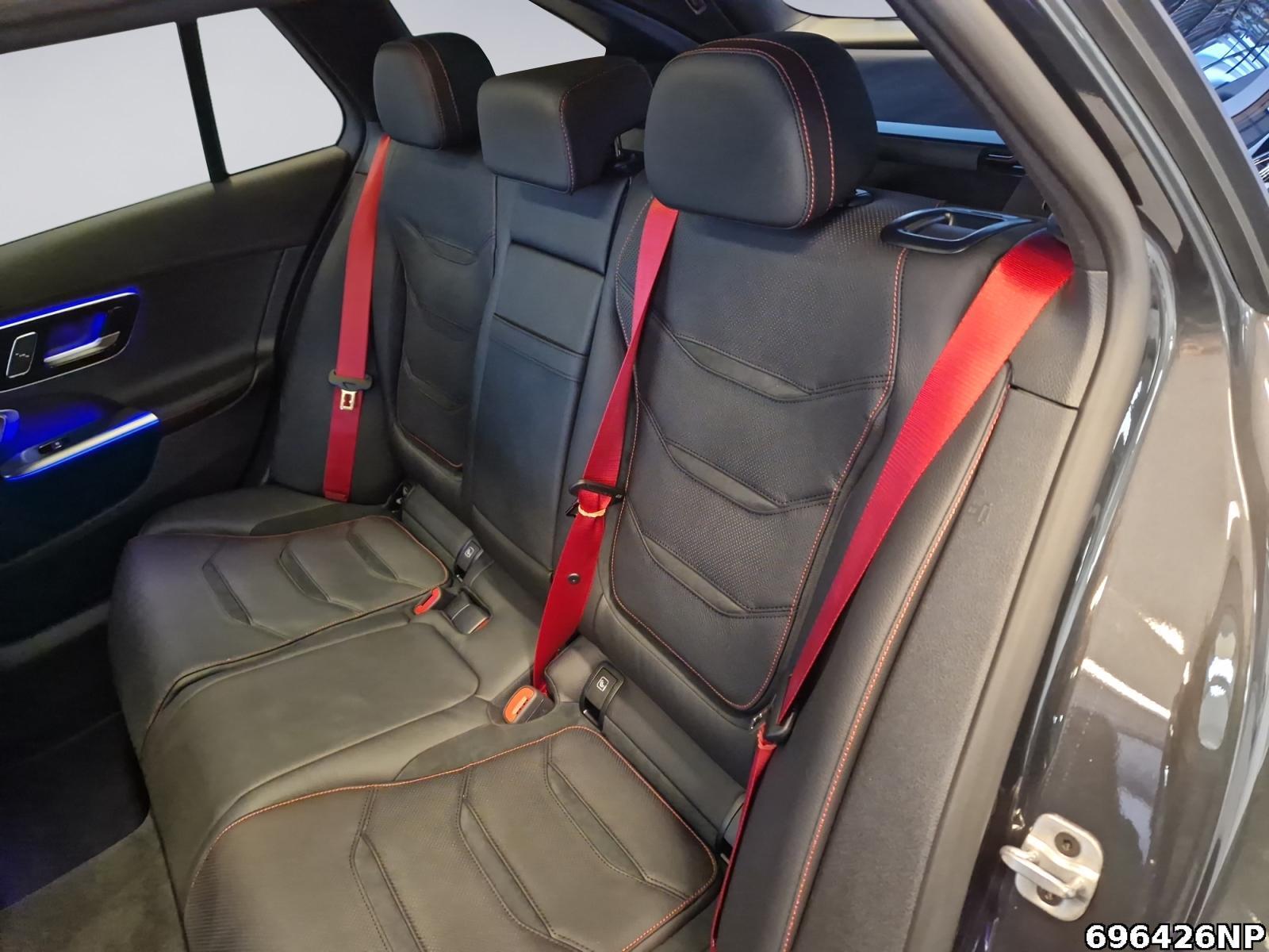 Fahrzeugabbildung Mercedes-Benz C 43 AMG 4 MATIC T +AMG SONDERMODELL+PANO+CARBON