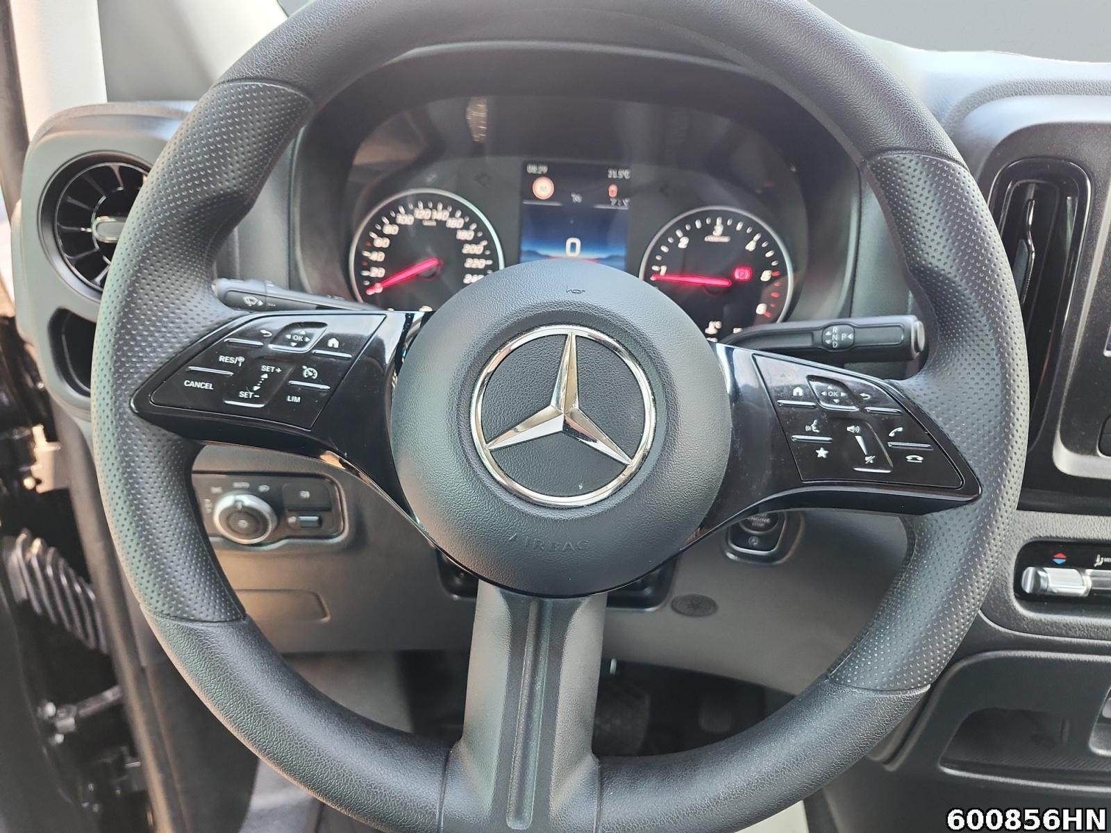 Fahrzeugabbildung Mercedes-Benz Vito 116 CDI Kasten*extralang*Multibeam*AHK2500