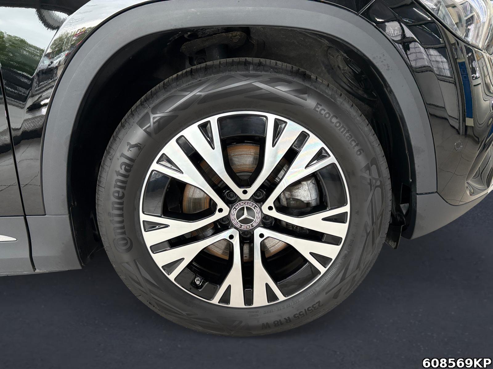 Fahrzeugabbildung Mercedes-Benz GLA 200 Progressive AHK Kamera Distronic DAB LED