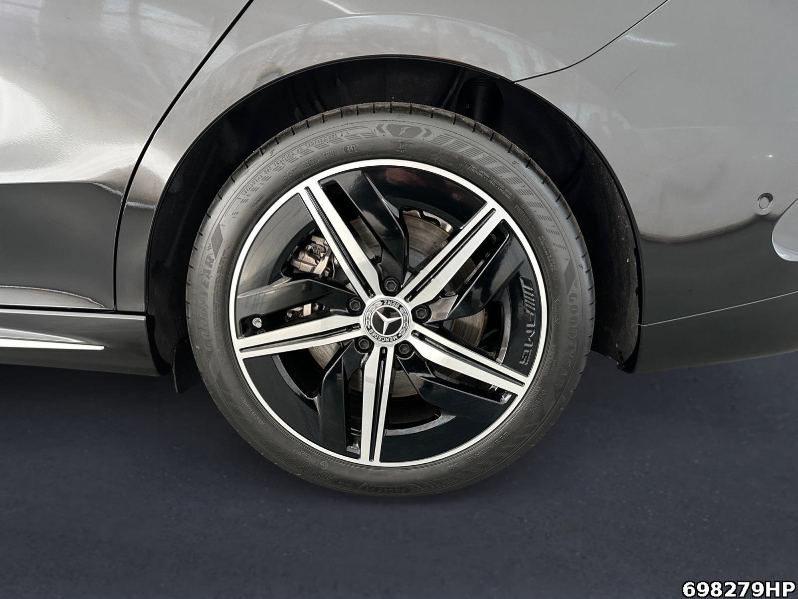 Fahrzeugabbildung Mercedes-Benz CLA 250 +AMG+AHK+MEMORY+MULTIBEAM+360°KAMA+