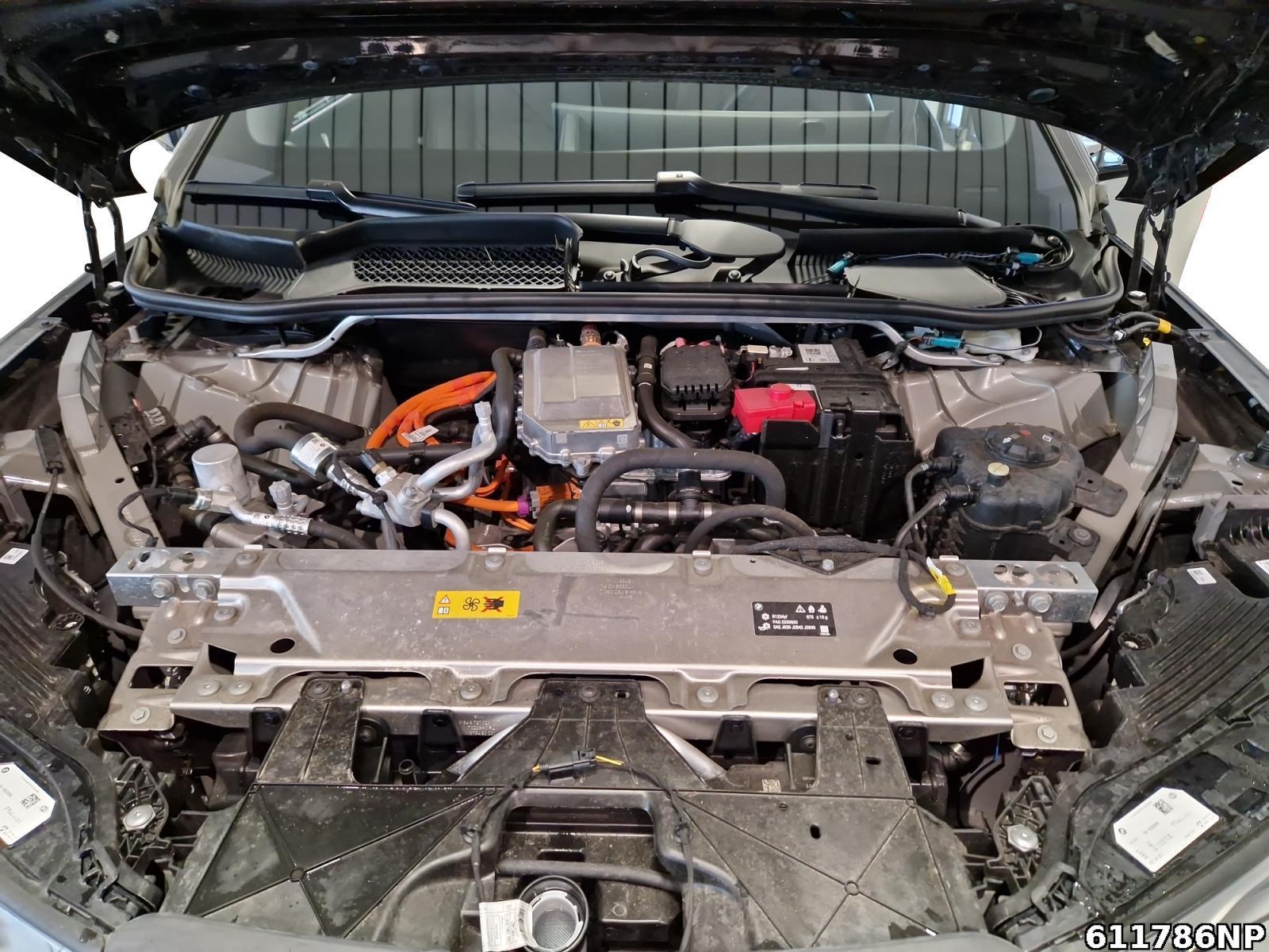 Fahrzeugabbildung BMW iX xDrive40