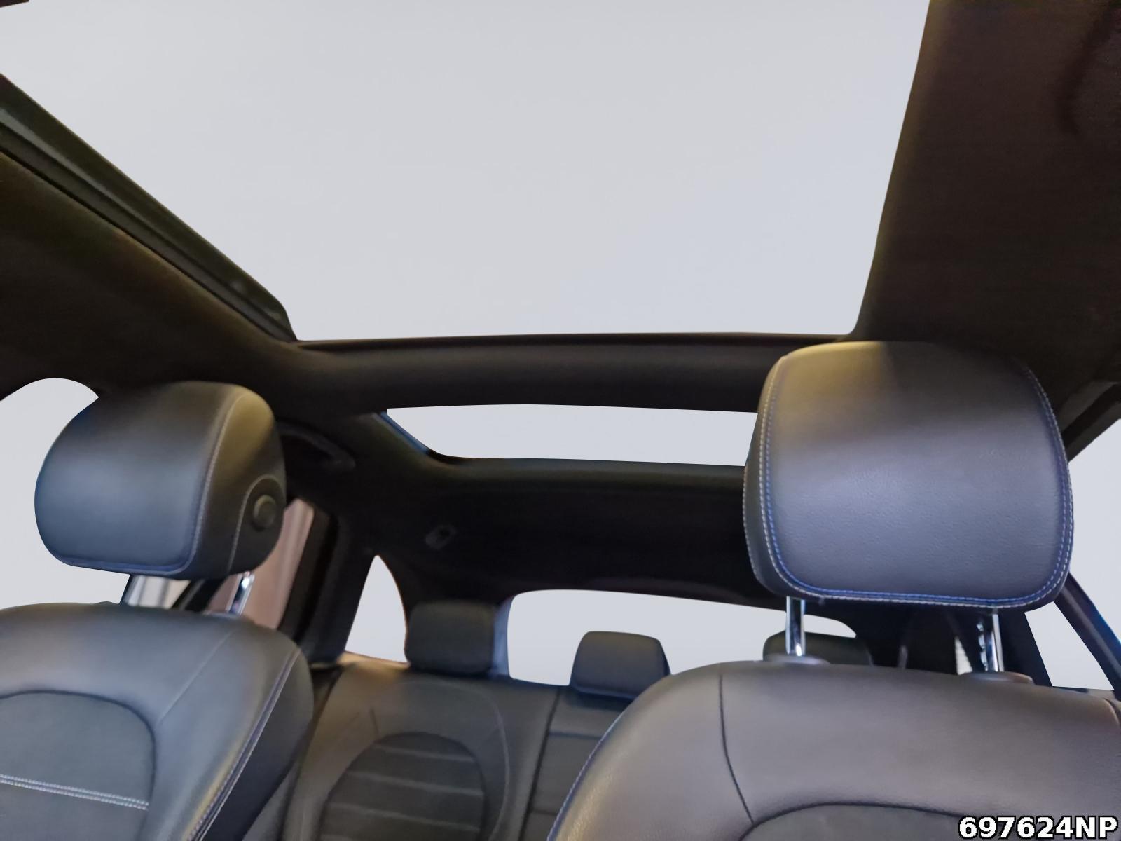 Fahrzeugabbildung Mercedes-Benz C 300 e T AMG Night Pano Multibeam Distronic