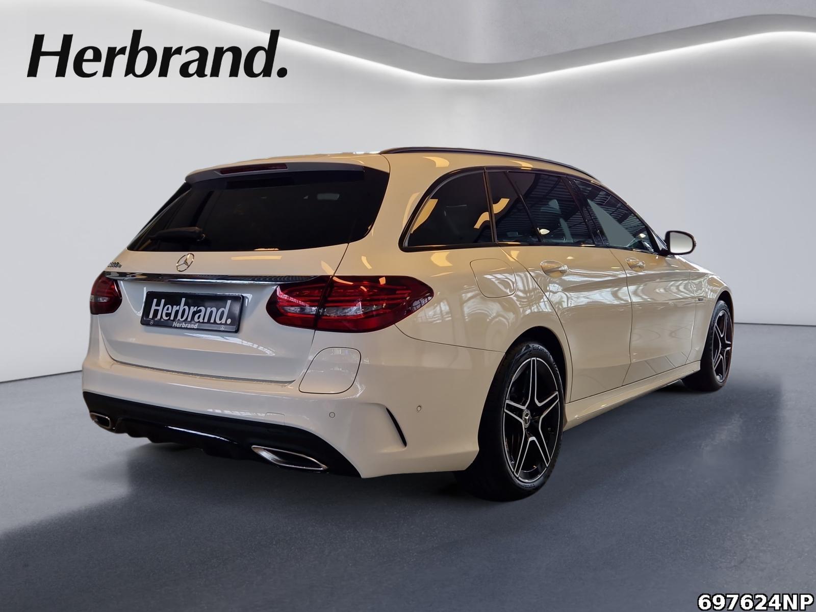 Fahrzeugabbildung Mercedes-Benz C 300 e T AMG Night Pano Multibeam Distronic