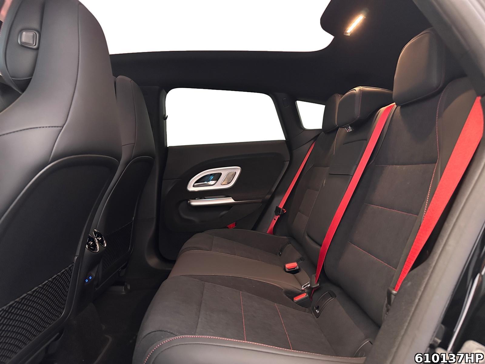 Fahrzeugabbildung Mercedes-Benz CLA 250 Shooting Brake +AMG-LINE+AHK+BURMESTER+NIGHT+