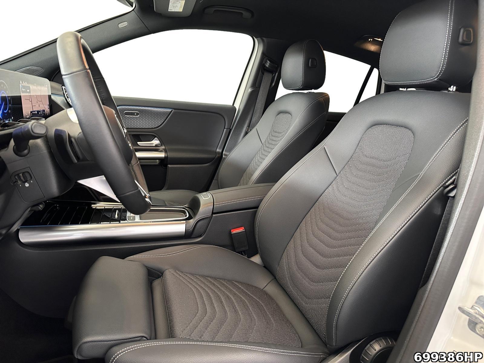 Fahrzeugabbildung Mercedes-Benz EQA Progressive DISTRONIC Lenkradhzg Kamera
