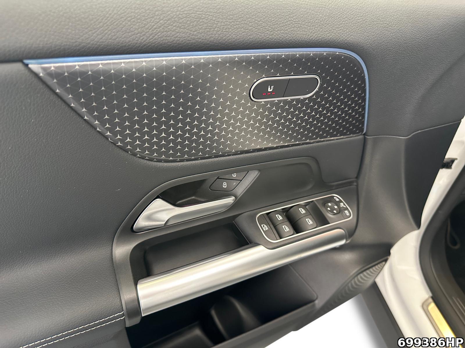 Fahrzeugabbildung Mercedes-Benz EQA Progressive DISTRONIC Lenkradhzg Kamera
