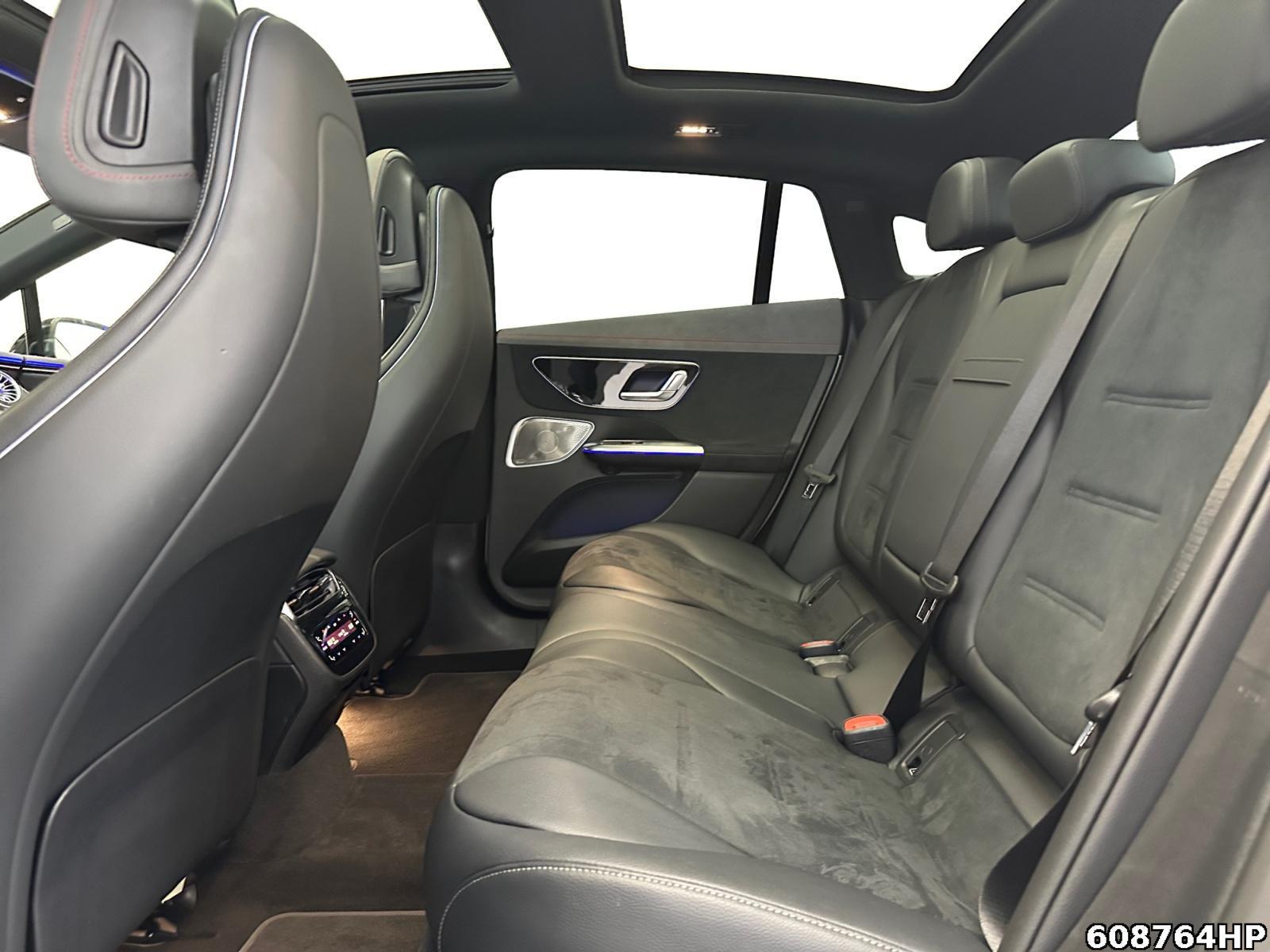 Fahrzeugabbildung Mercedes-Benz EQE AMG Line Burmester 360° Night DIGITAL L.