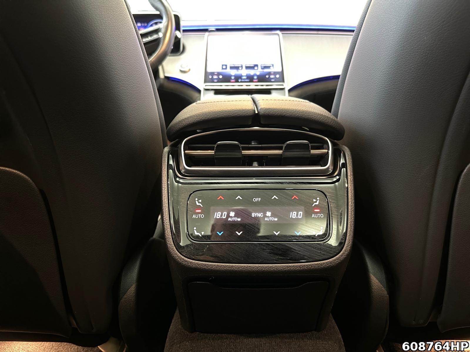 Fahrzeugabbildung Mercedes-Benz EQE AMG Line Burmester 360° Night DIGITAL L.