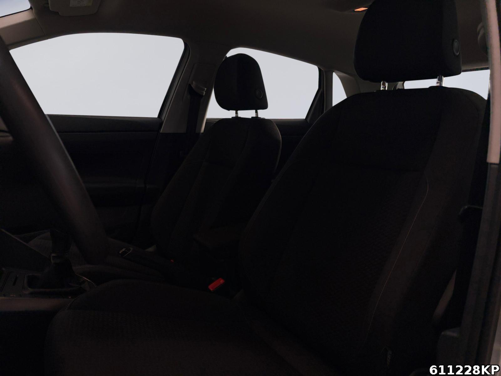 Fahrzeugabbildung Volkswagen Polo 1.0 Comfortline Winter-Paket Kamera Klima