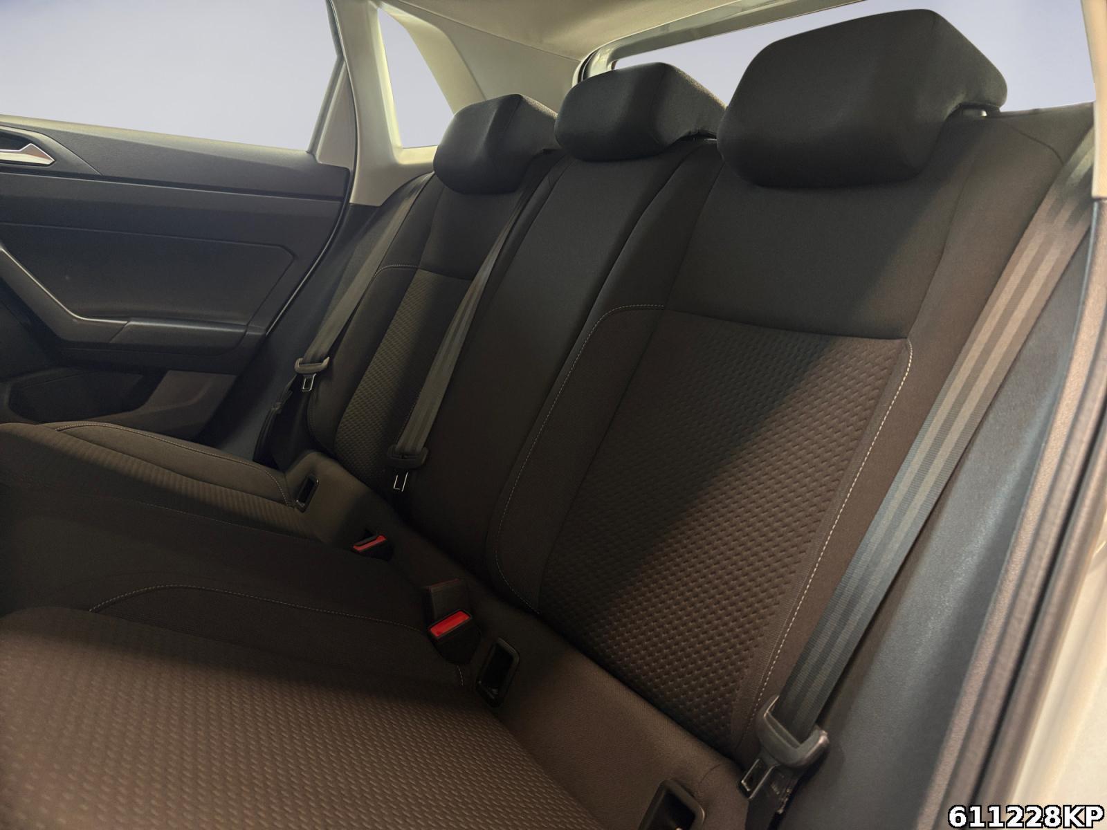 Fahrzeugabbildung Volkswagen Polo 1.0 Comfortline Winter-Paket Kamera Klima