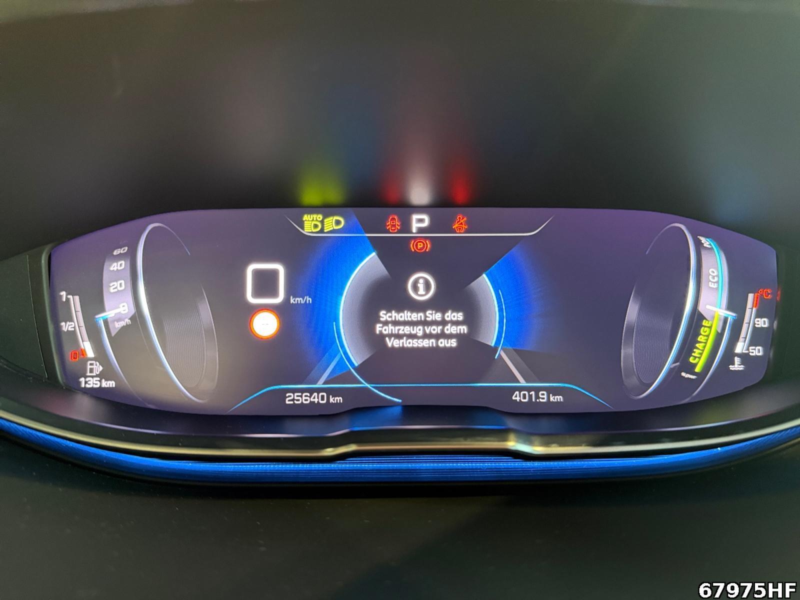 Fahrzeugabbildung Peugeot 5008 Allure +SHZ+NAVI+CARPLAY+LED+TEMPOMAT