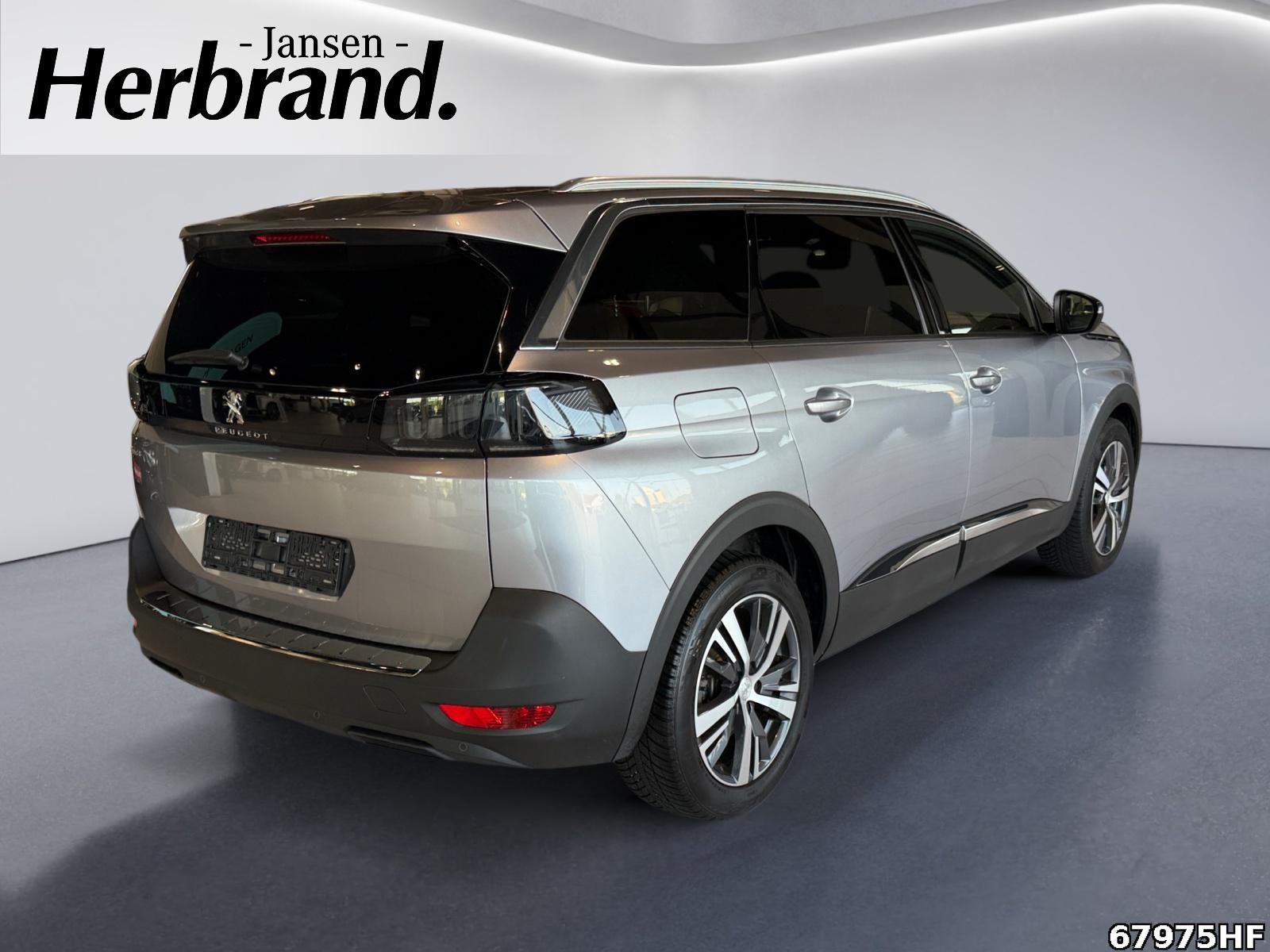 Fahrzeugabbildung Peugeot 5008 Allure +SHZ+NAVI+CARPLAY+LED+TEMPOMAT