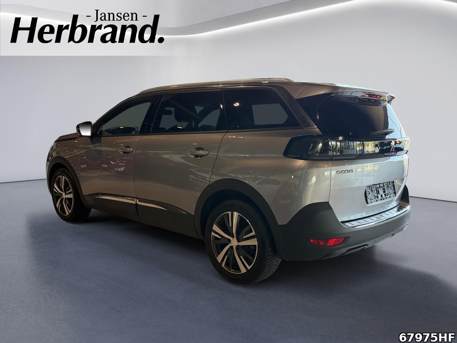 Fahrzeugabbildung Peugeot 5008 Allure +SHZ+NAVI+CARPLAY+LED+TEMPOMAT