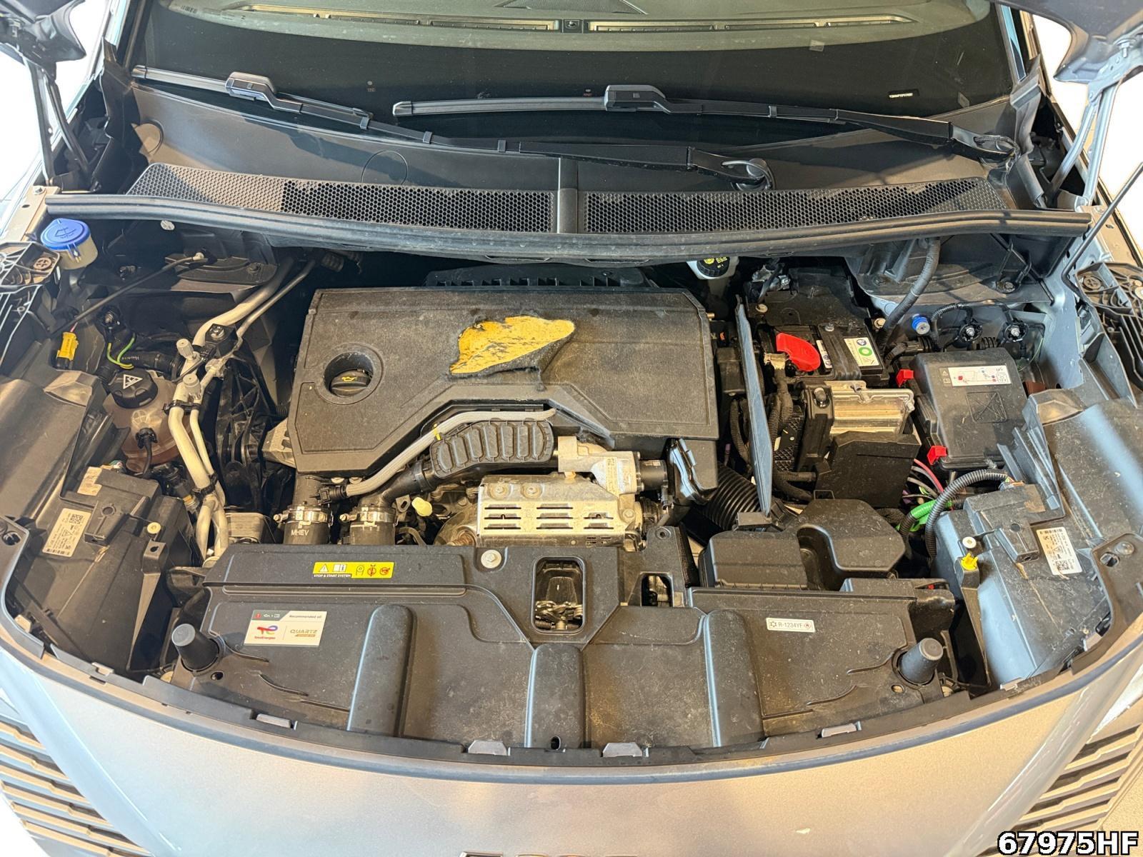 Fahrzeugabbildung Peugeot 5008 Allure +SHZ+NAVI+CARPLAY+LED+TEMPOMAT