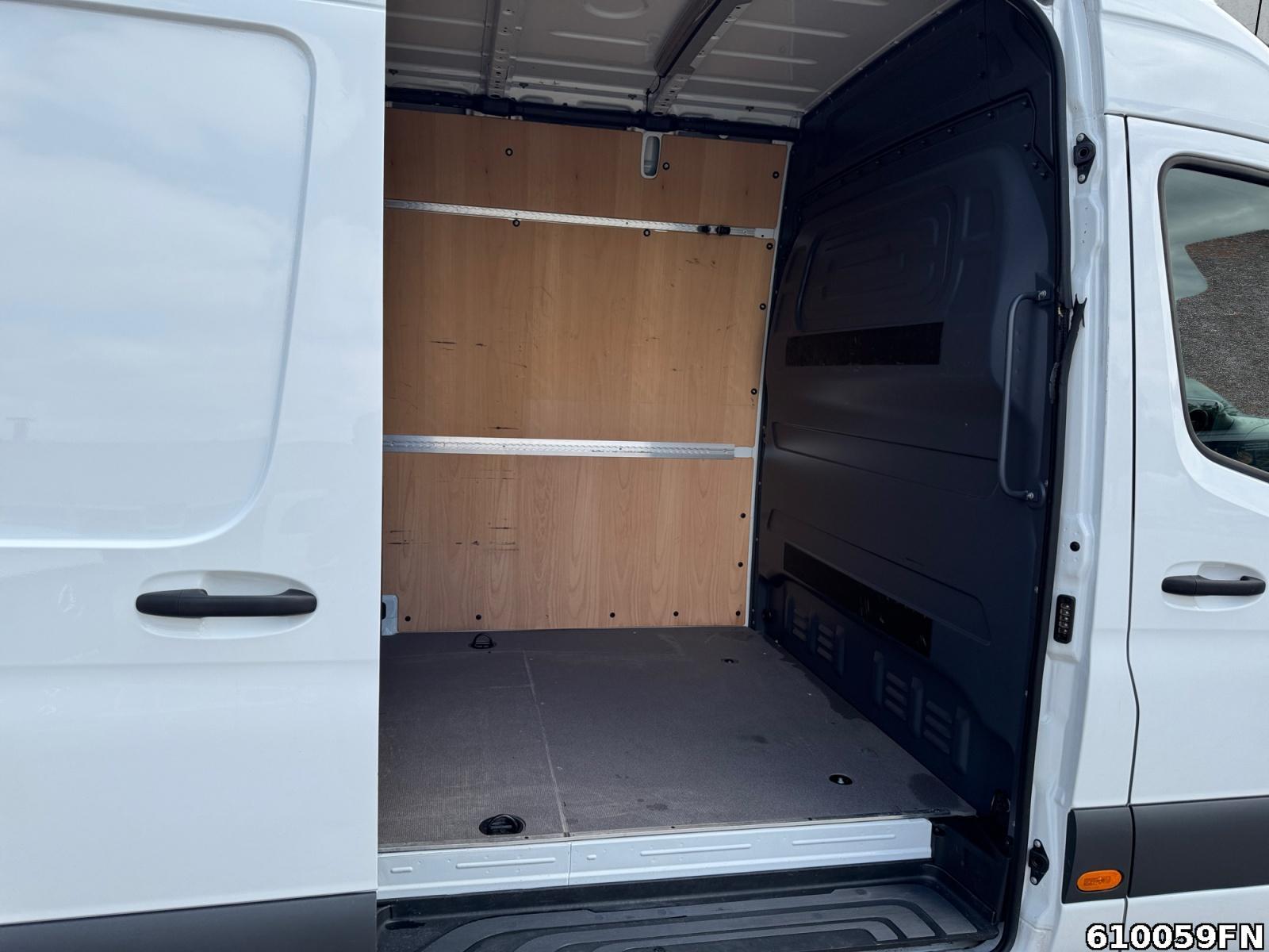 Fahrzeugabbildung Mercedes-Benz Sprinter 317 CDI Kasten Lang *MBUX*DAB*Kamera*