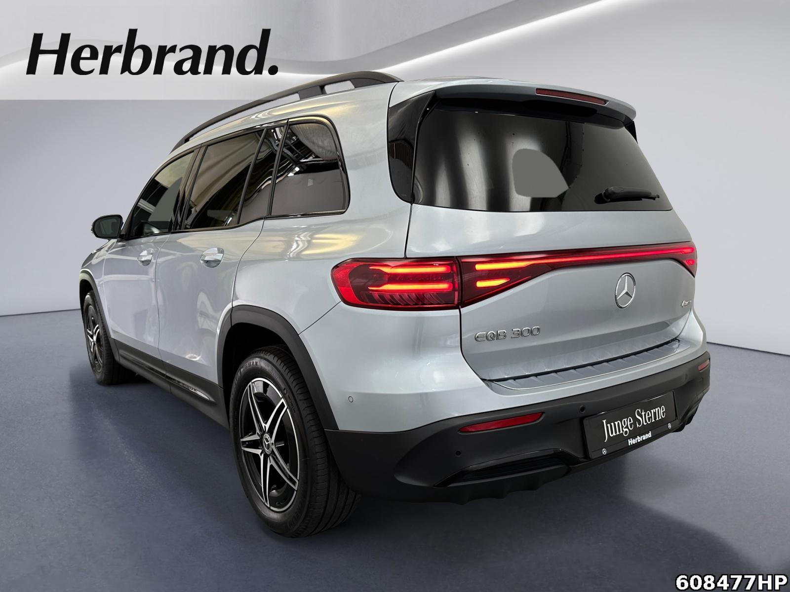 Fahrzeugabbildung Mercedes-Benz EQB 4M AMG DISTRONIC Night BURMESTER 7 Sitze