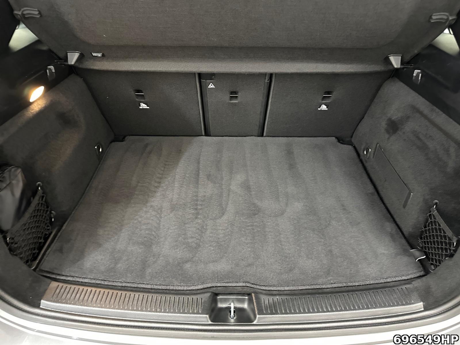 Fahrzeugabbildung Mercedes-Benz B 200 d Progressive Standhzg 360° BURMESTER AHK