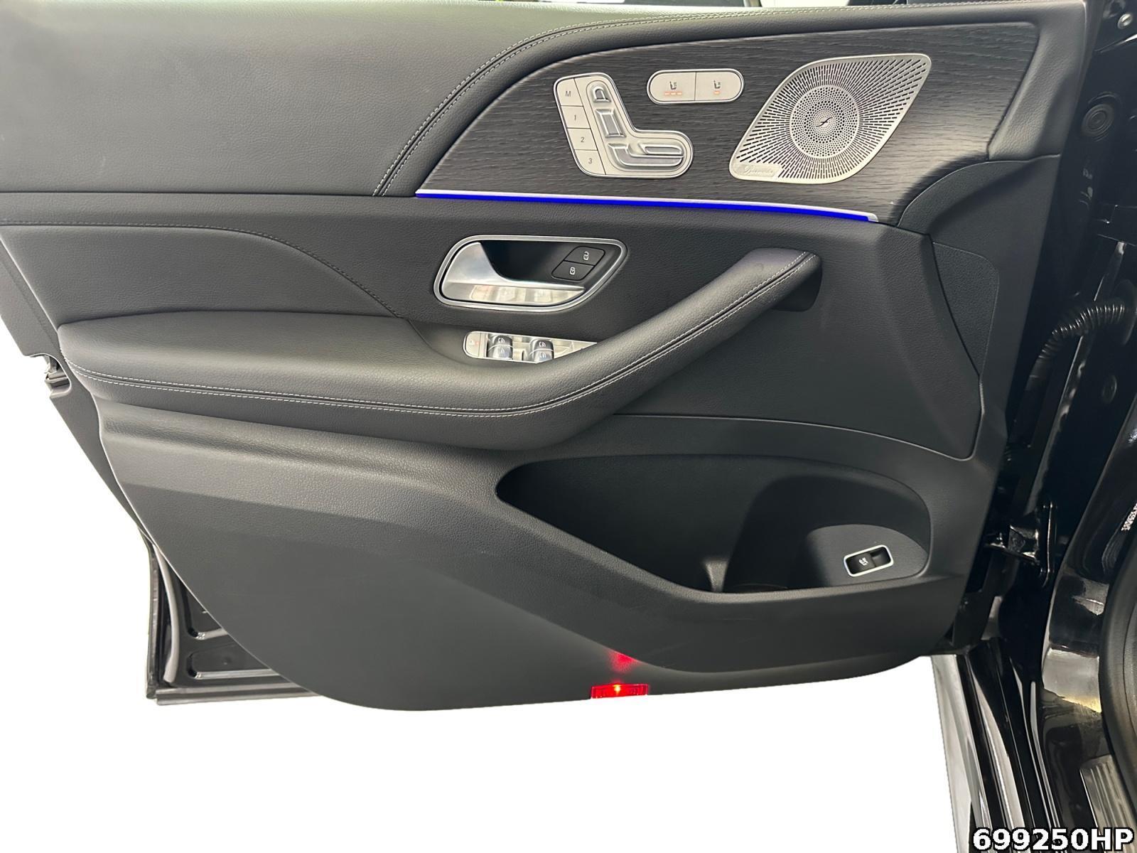 Fahrzeugabbildung Mercedes-Benz GLE 450 AMG d 4M AMG Night AHK Pano 360° Airmatic