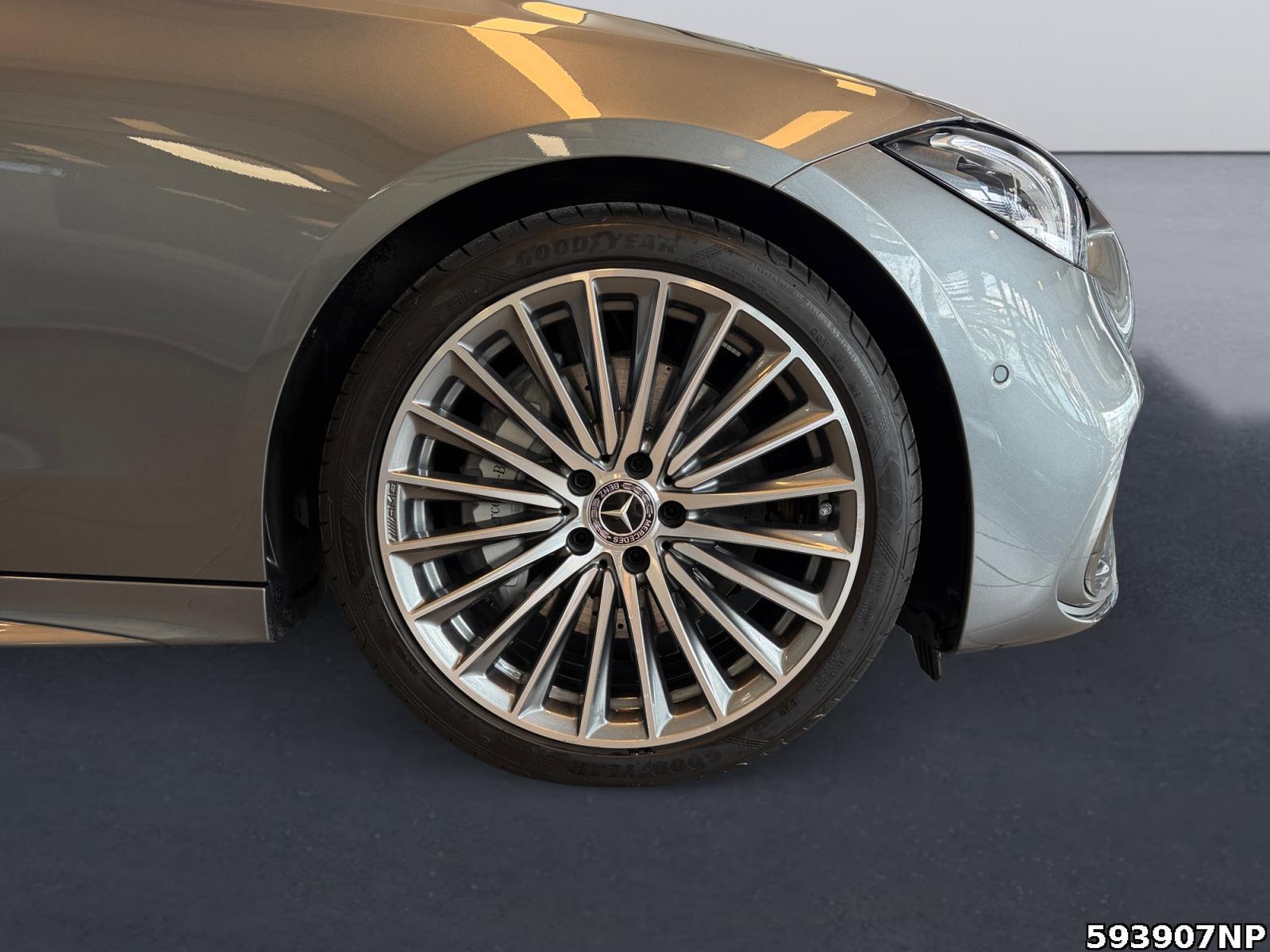 Fahrzeugabbildung Mercedes-Benz C 300 d T AMG AHK DIGITAL Distronic 360° Memory