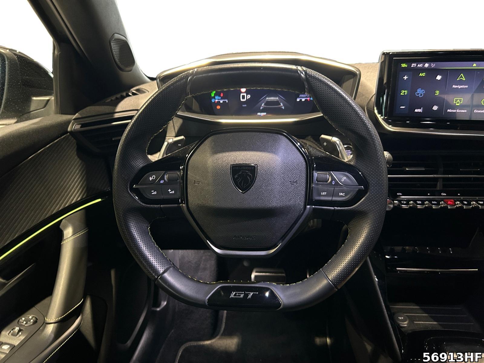 Fahrzeugabbildung Peugeot 2008 GT ALCANTARA+180KAMEA+SHZ+NAVI+CARPLAY