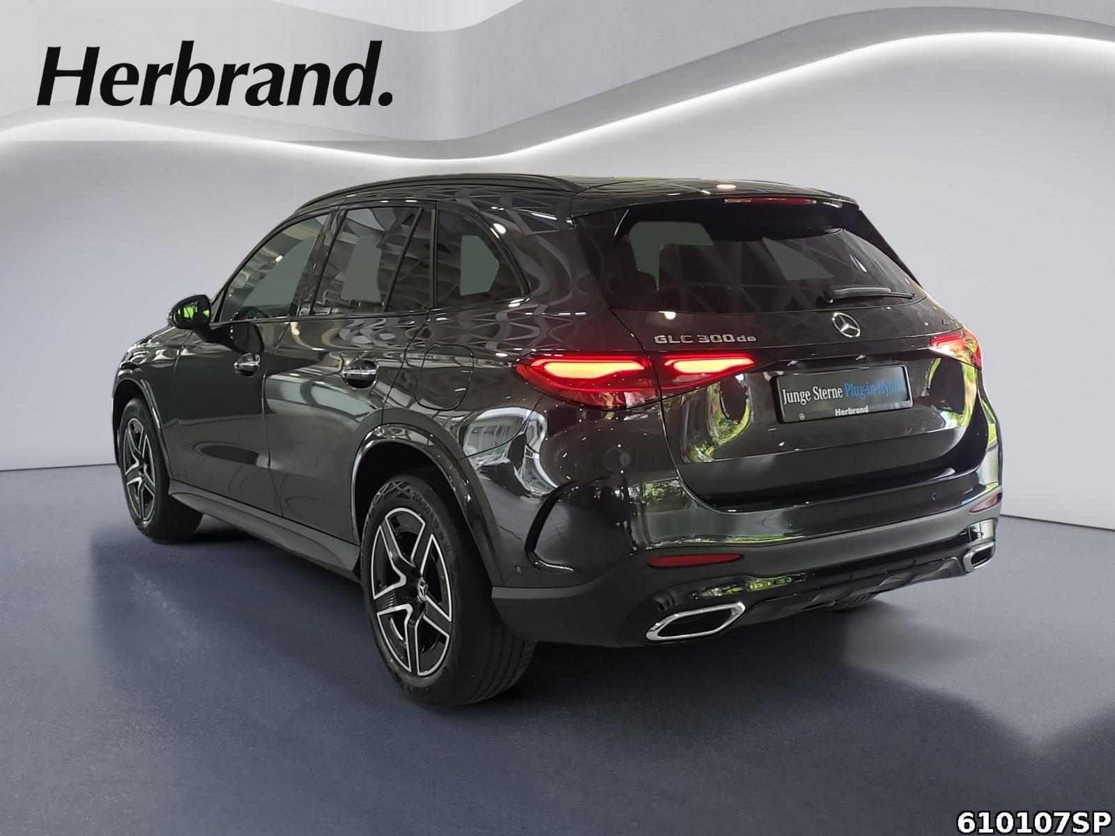 Fahrzeugabbildung Mercedes-Benz GLC 300 de 4M AMG AHK DIGITAL- LIGHT 360° Night