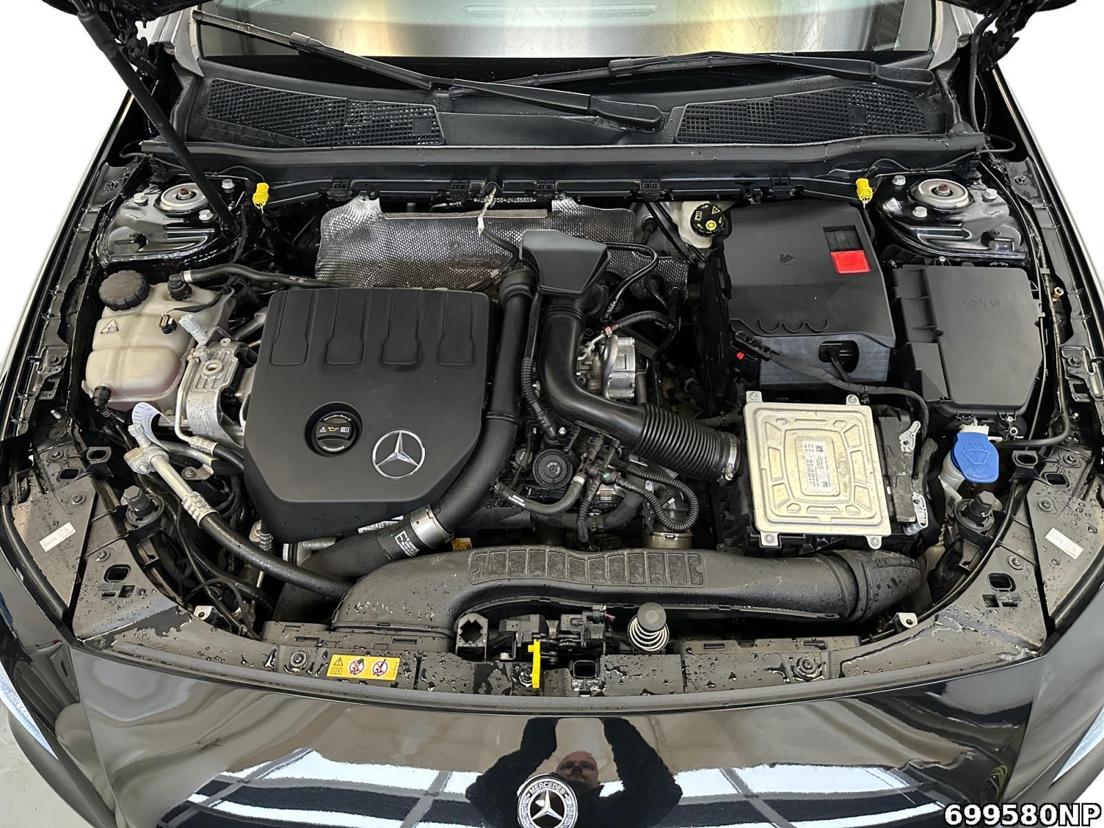 Fahrzeugabbildung Mercedes-Benz A 180 Progressive CarPlay DAB Business-Paket