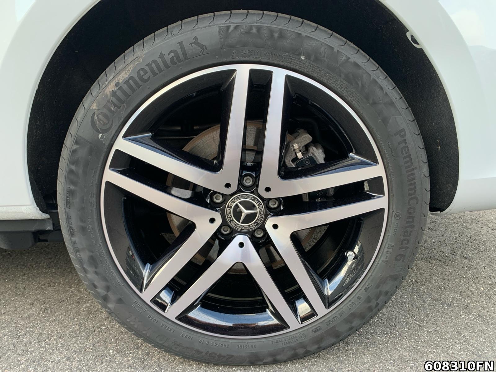 Fahrzeugabbildung Mercedes-Benz V 300 AVG/L *7 SITZE*AIRMATIC*STANDHEIZ*AHK*UVM*