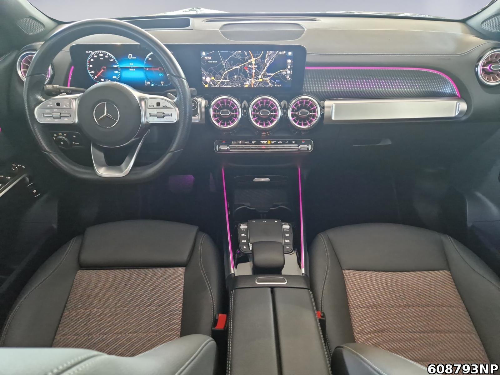 Fahrzeugabbildung Mercedes-Benz EQB 4M Electric Art 7-Sitzer Pano Head-Up