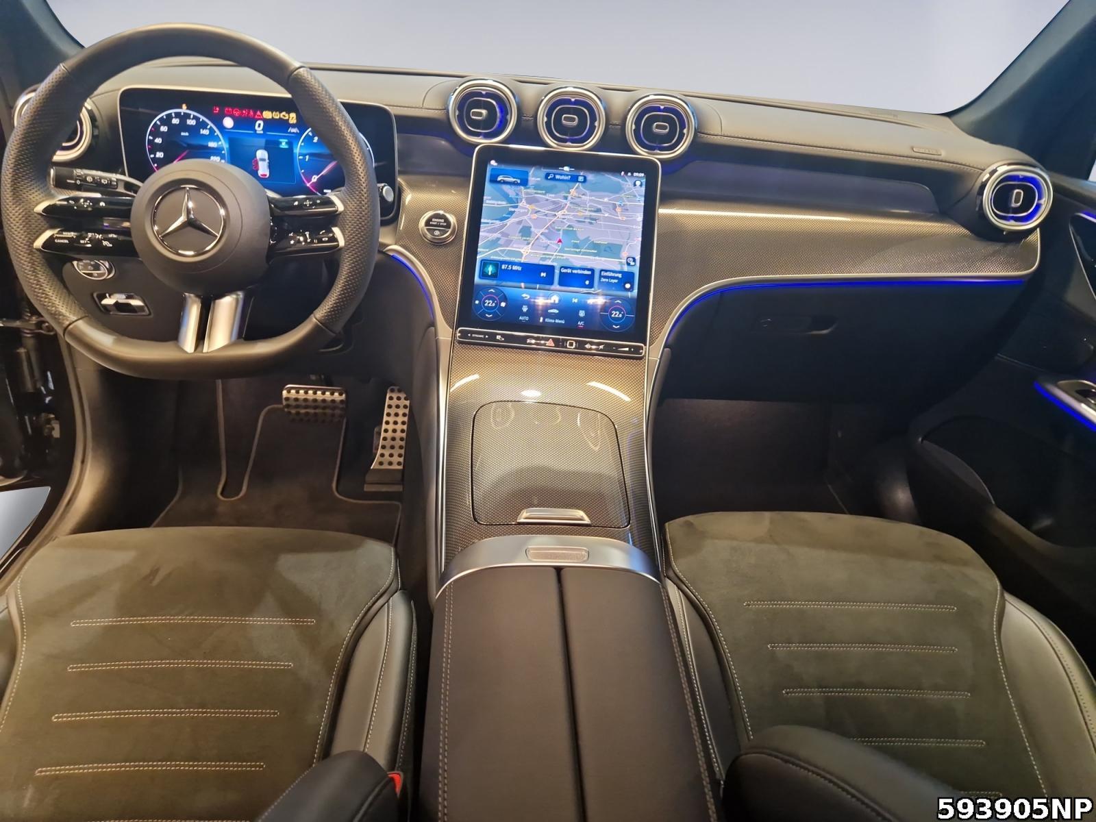 Fahrzeugabbildung Mercedes-Benz GLC 300 d 4M AMG AHK Distronic Memory Carplay
