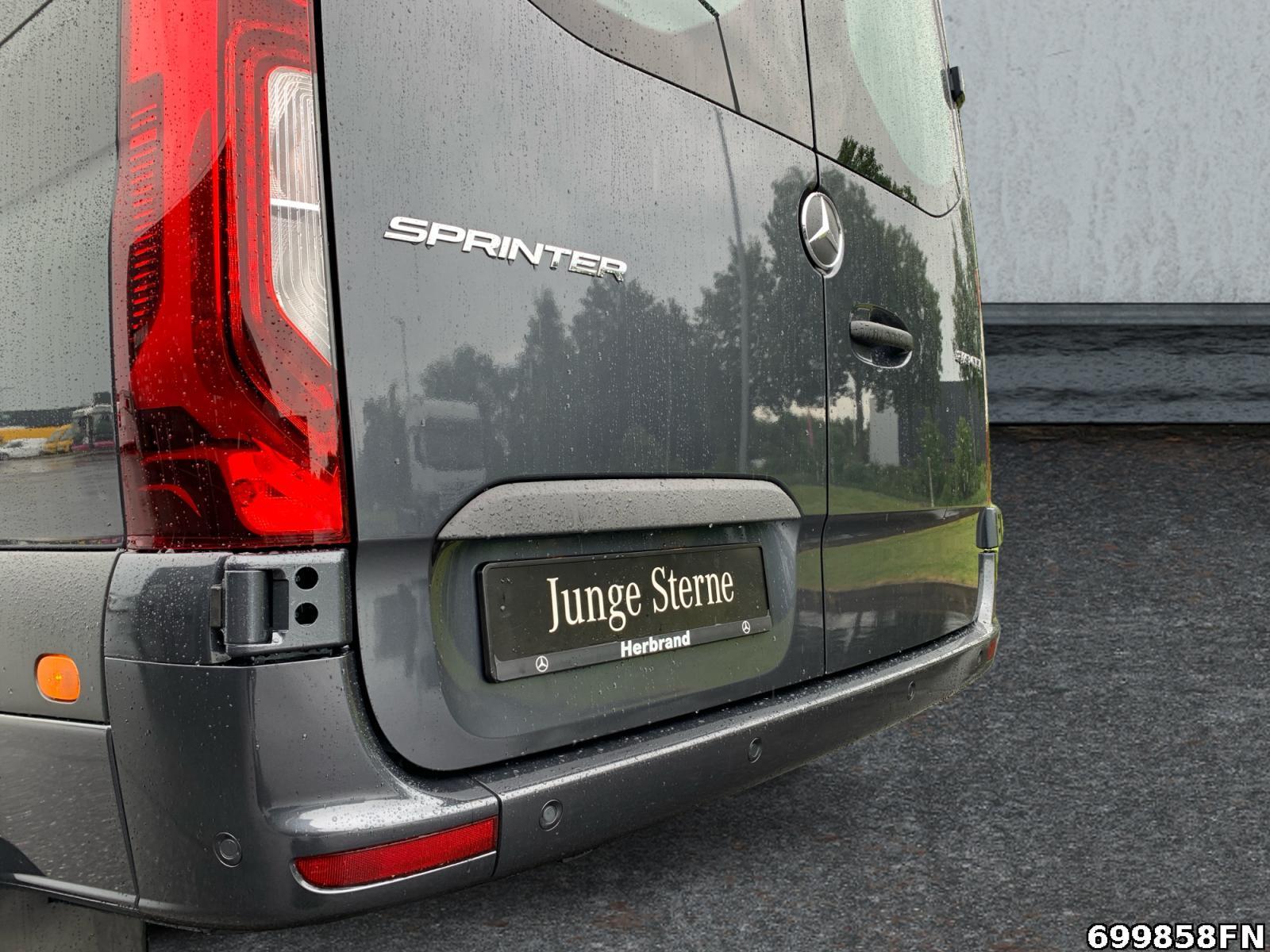 Fahrzeugabbildung Mercedes-Benz Sprinter 319 CDI Kasten SELECT Hochdach Standard