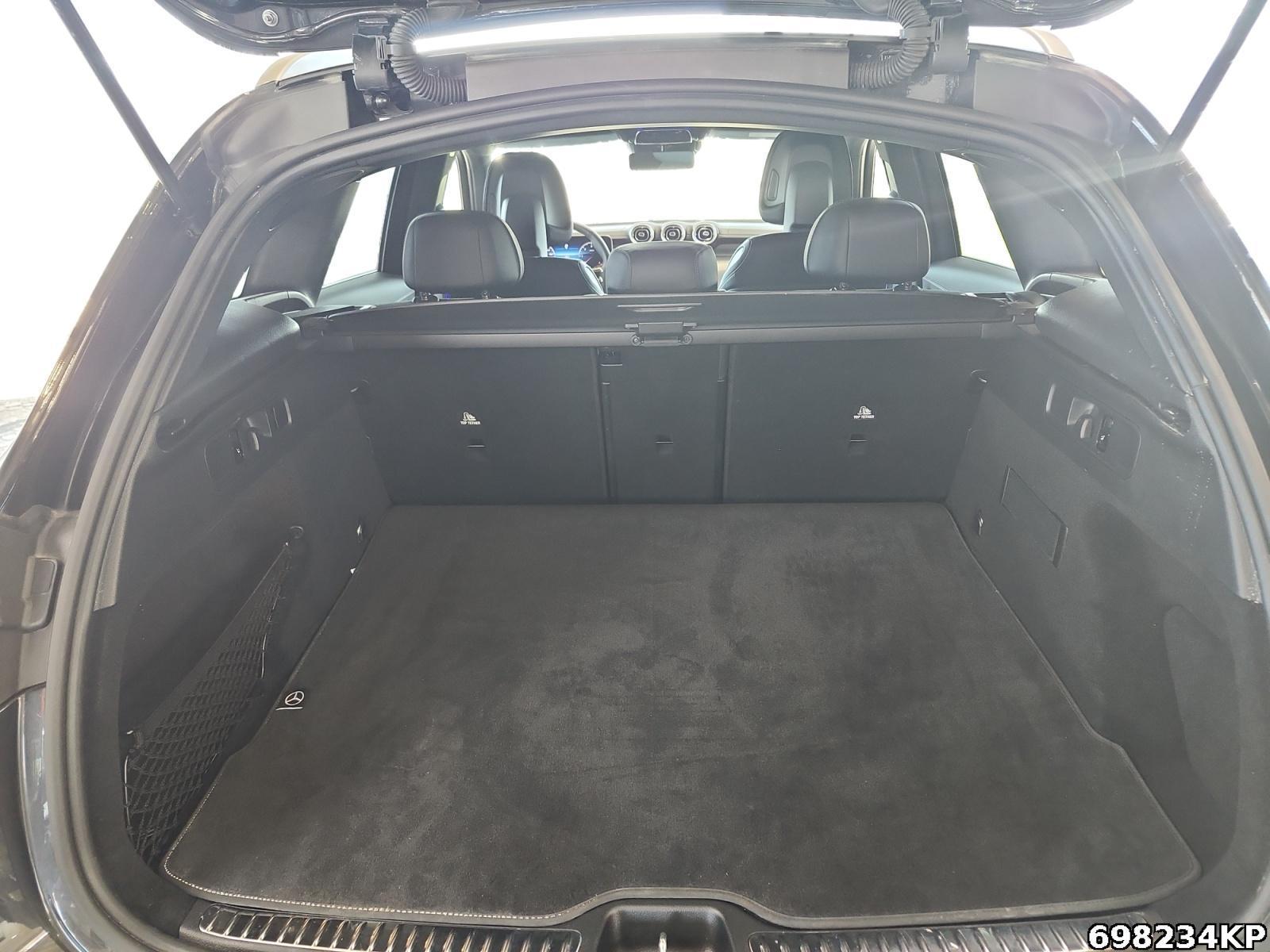 Fahrzeugabbildung Mercedes-Benz GLC 300 d 4M AMG AHK 360° DigitalLight CarP
