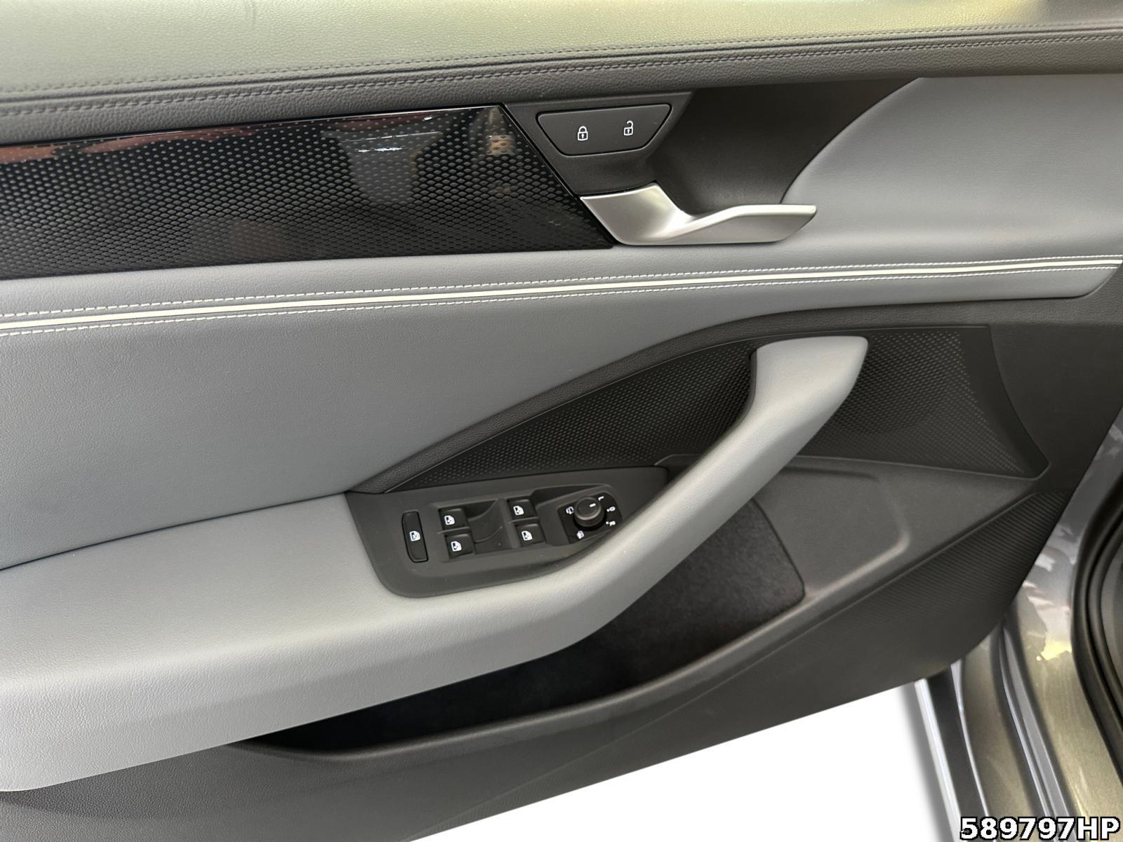 Fahrzeugabbildung Volkswagen Passat eTSI AHK, Business Paket, LED