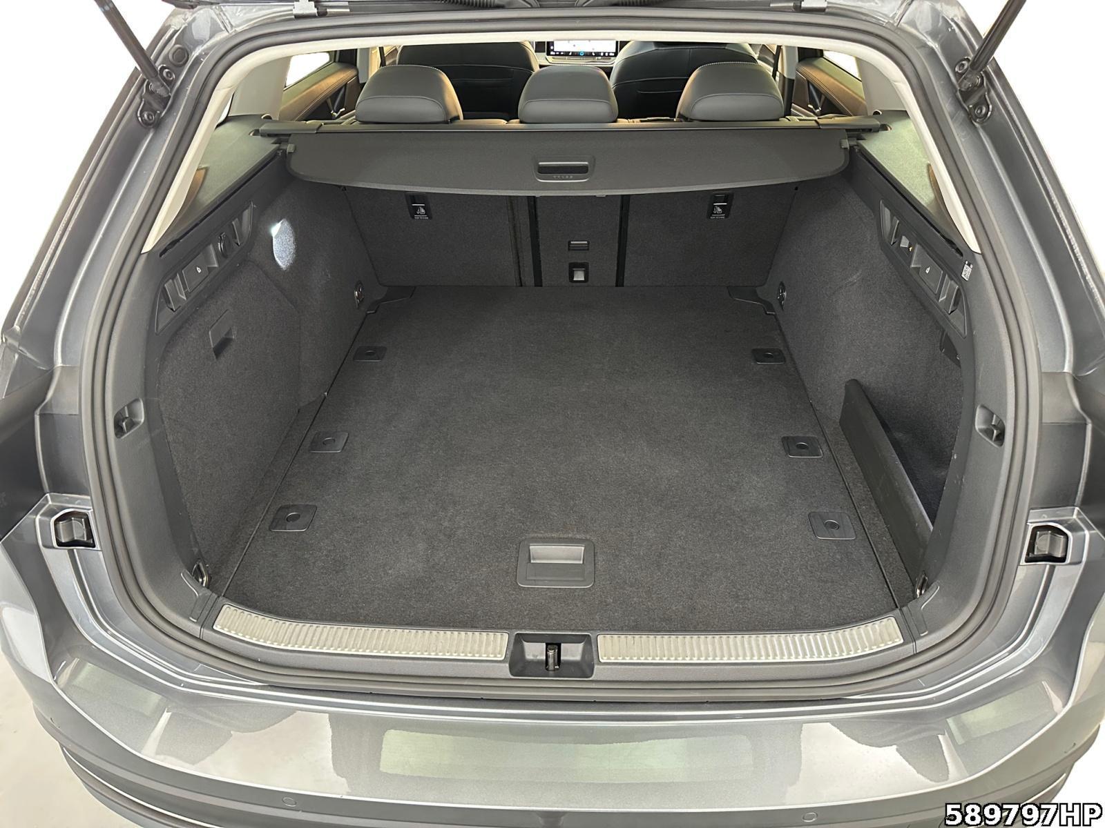 Fahrzeugabbildung Volkswagen Passat eTSI AHK, Business Paket, LED